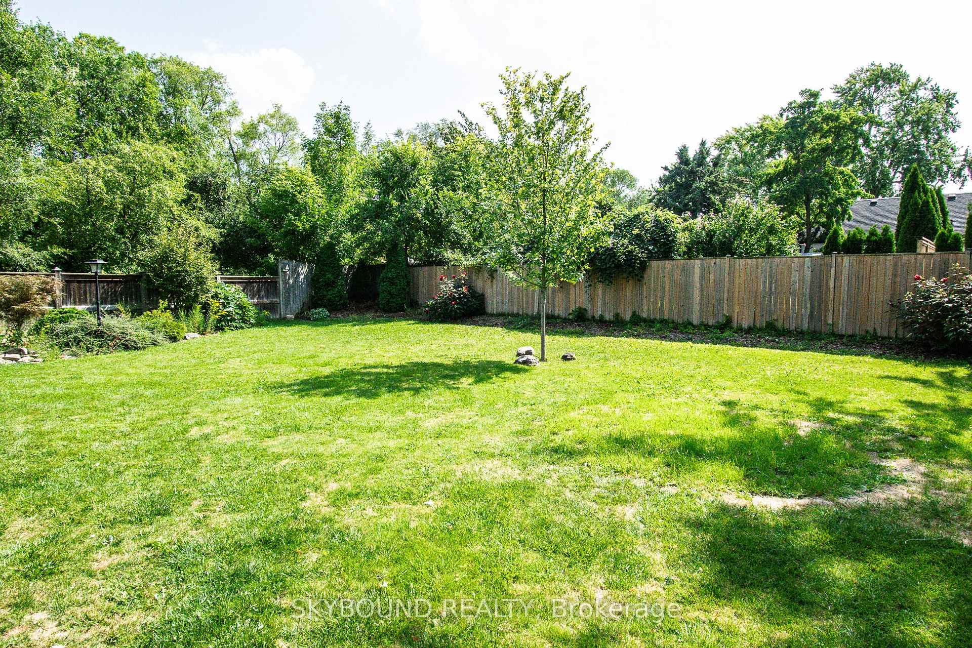 Photo 23 of Unit Lower unit, 10 Chorley Avenue, St. Catharines, Bunting/Linwell — HOMEH