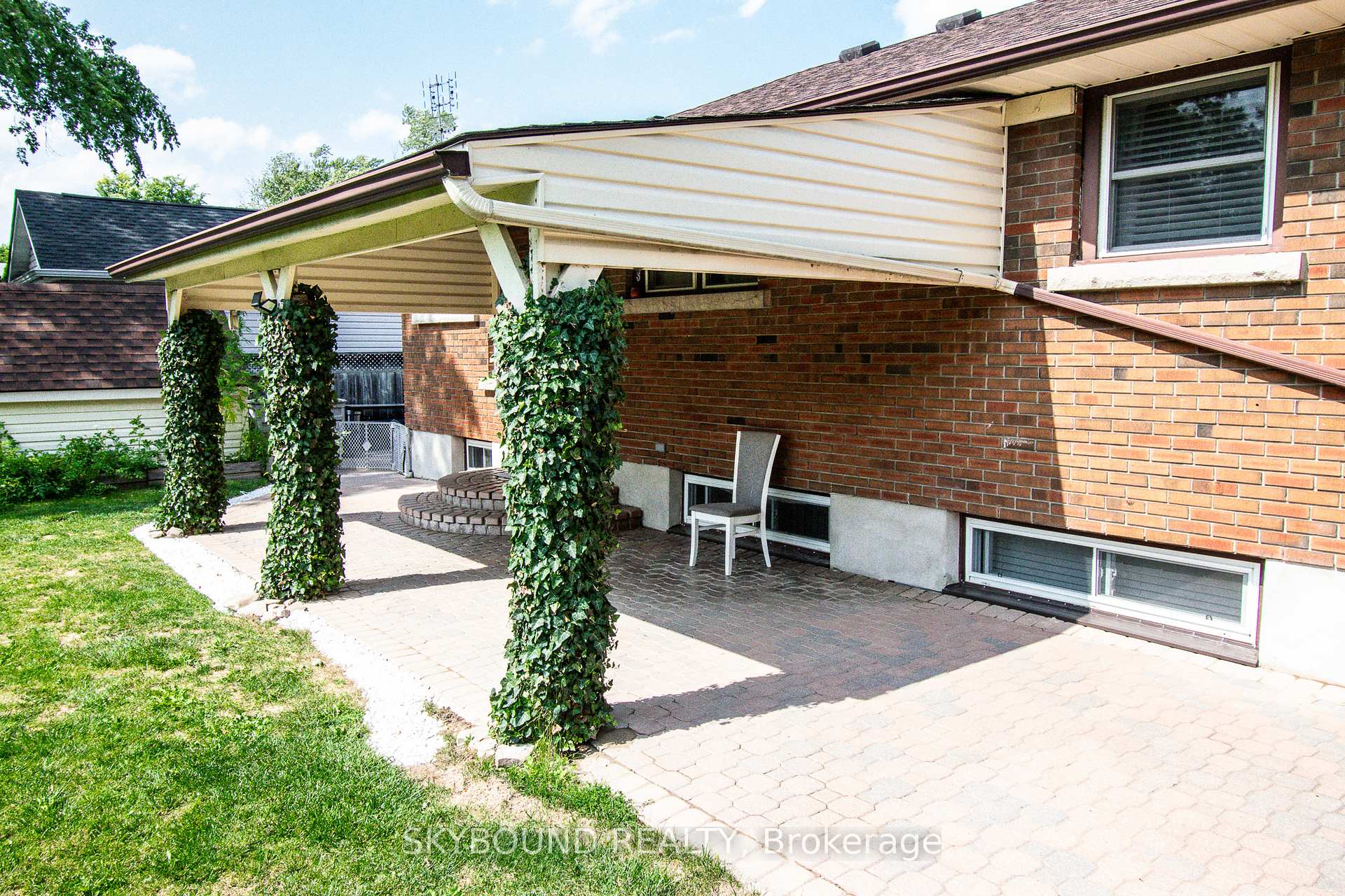 Photo 27 of Unit Lower unit, 10 Chorley Avenue, St. Catharines, Bunting/Linwell — HOMEH