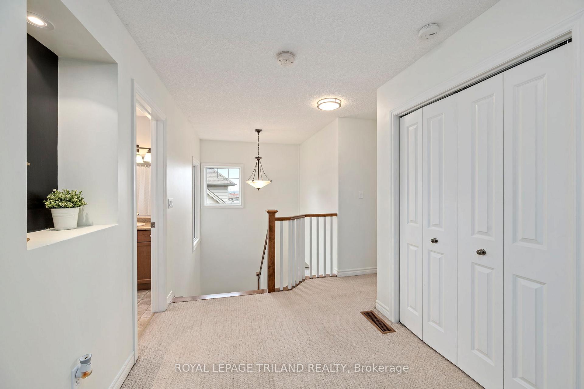Photo 27 of 19 Chamberlain Court, St. Thomas — HOMEH