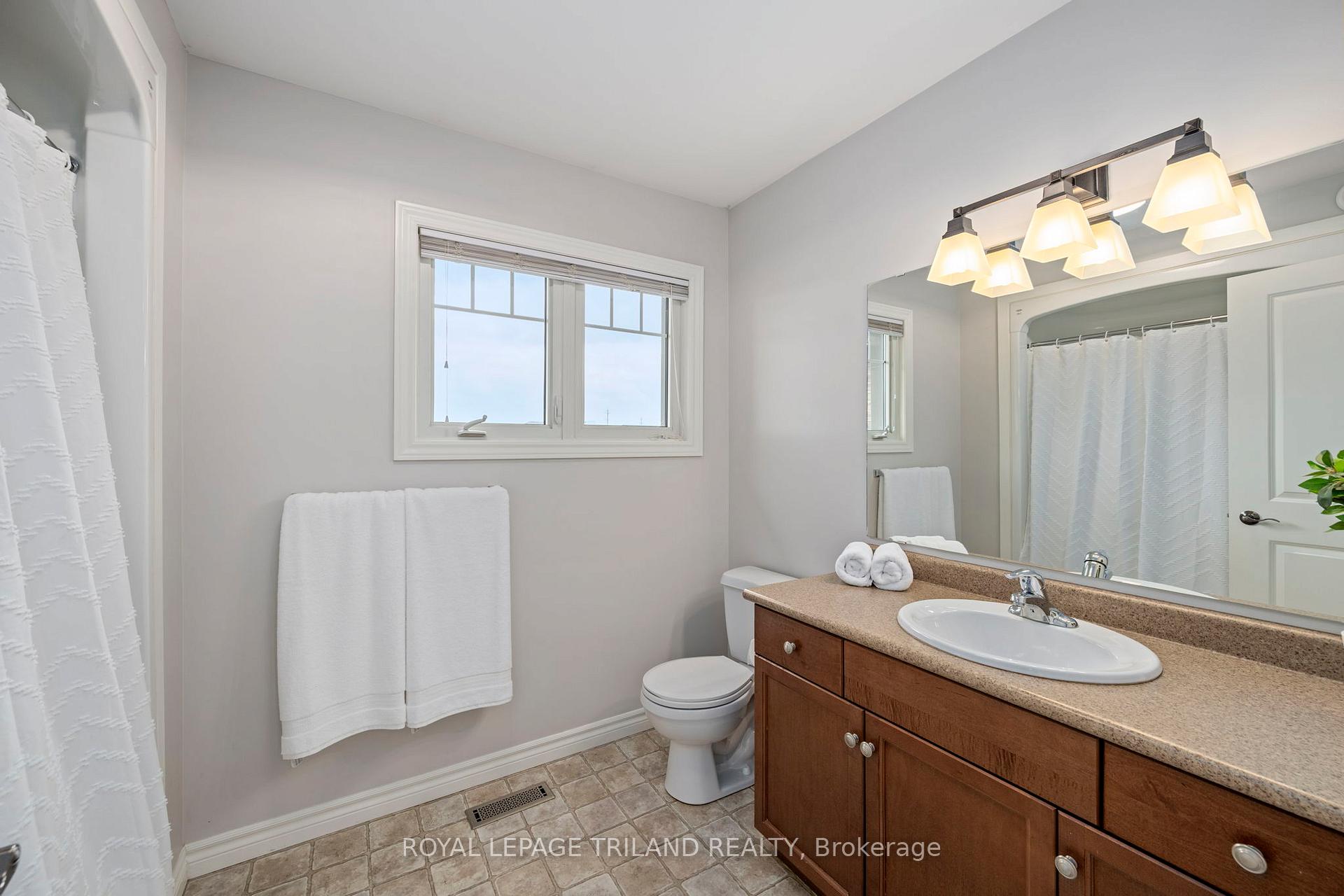 Photo 28 of 19 Chamberlain Court, St. Thomas — HOMEH