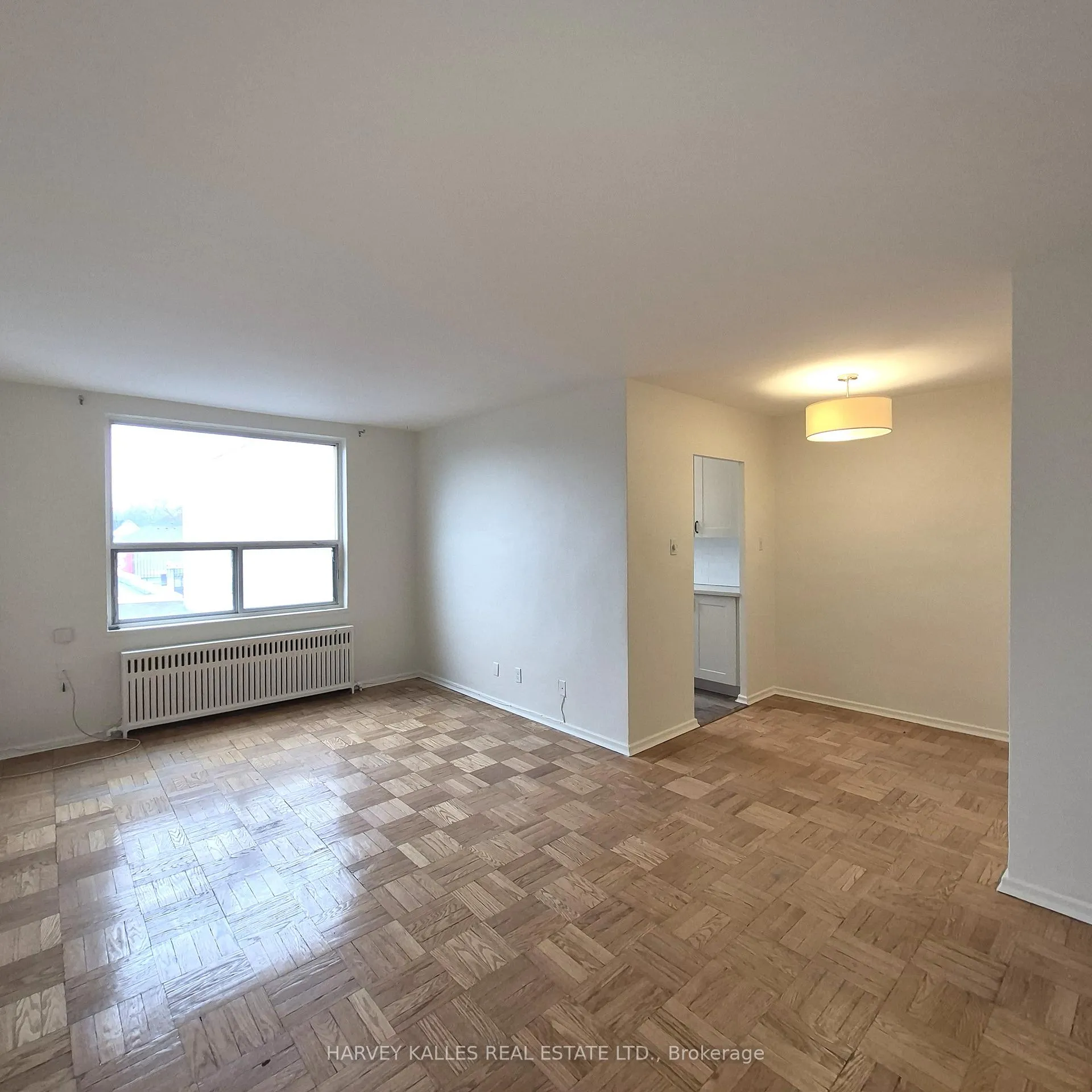 Photo 4 of Unit 305, 6 Glen Echo Road, Toronto, Lawrence Park North — HOMEH