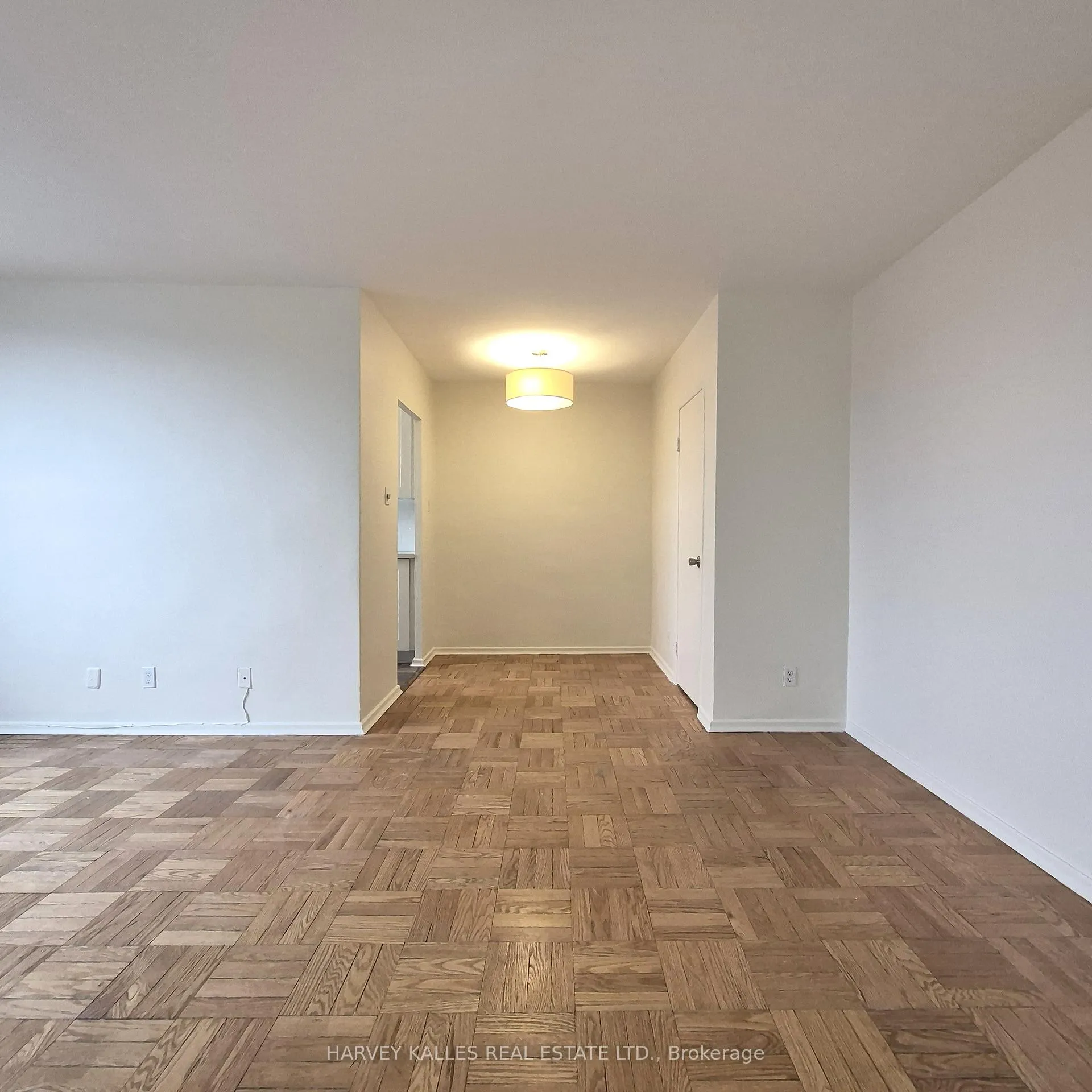 Photo 9 of Unit 305, 6 Glen Echo Road, Toronto, Lawrence Park North — HOMEH