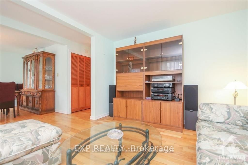 Photo 3 of 104 Presland Road W, Ottawa, Overbrook — HOMEH