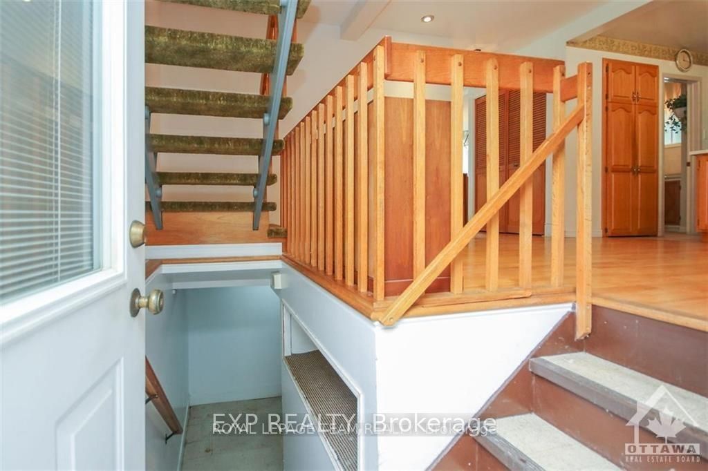 Photo 15 of 104 Presland Road W, Ottawa, Overbrook — HOMEH