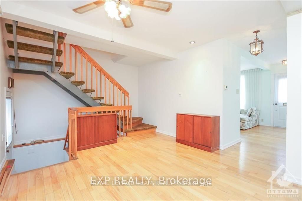 Photo 8 of 104 Presland Road W, Ottawa, Overbrook — HOMEH