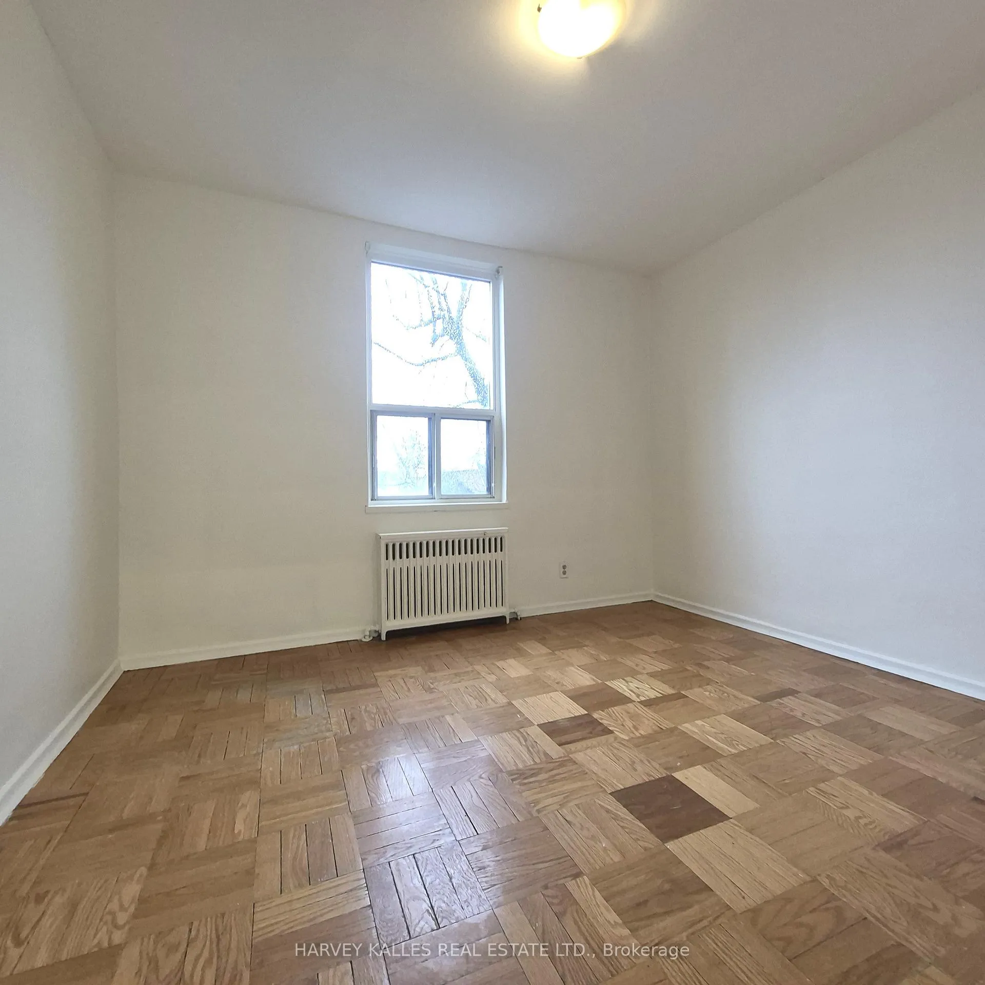 Photo 7 of Unit 304, 6 Glen Echo Road, Toronto, Lawrence Park North — HOMEH
