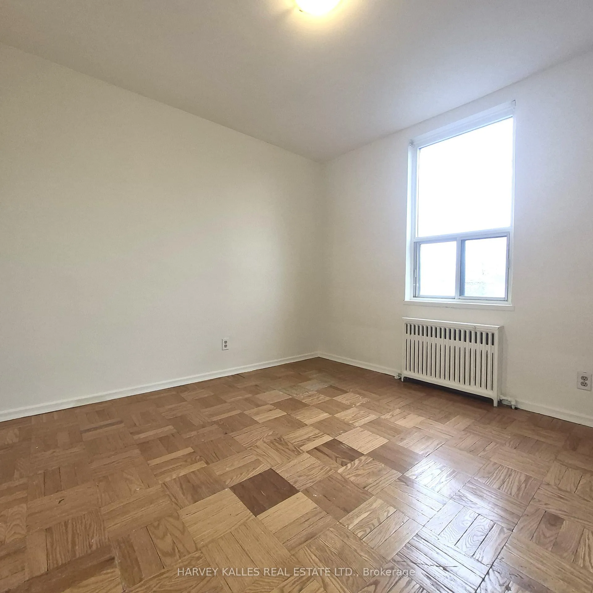 Photo 8 of Unit 304, 6 Glen Echo Road, Toronto, Lawrence Park North — HOMEH