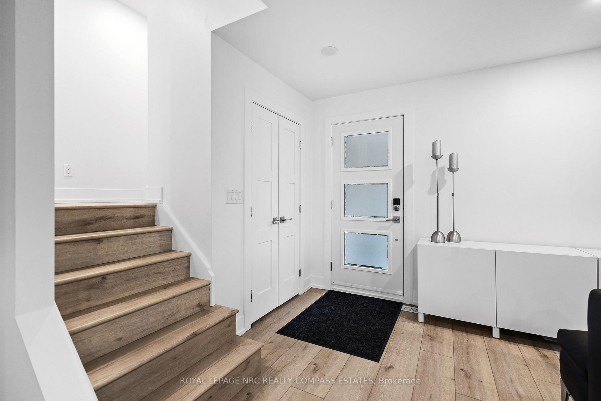 Photo 2 of 10 Belair Drive, St. Catharines, Port Dalhousie — HOMEH