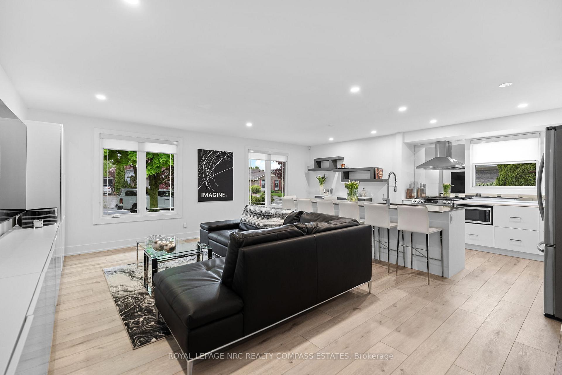 Photo 8 of 10 Belair Drive, St. Catharines, Port Dalhousie — HOMEH