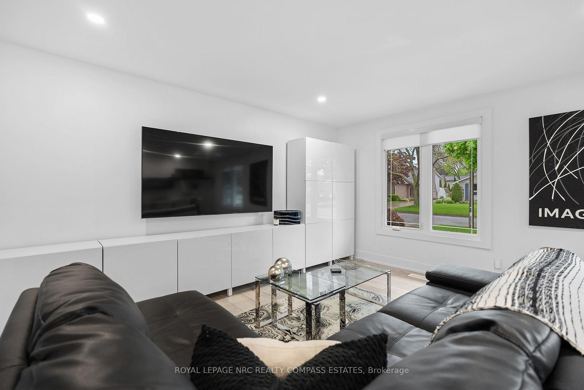 Photo 9 of 10 Belair Drive, St. Catharines, Port Dalhousie — HOMEH