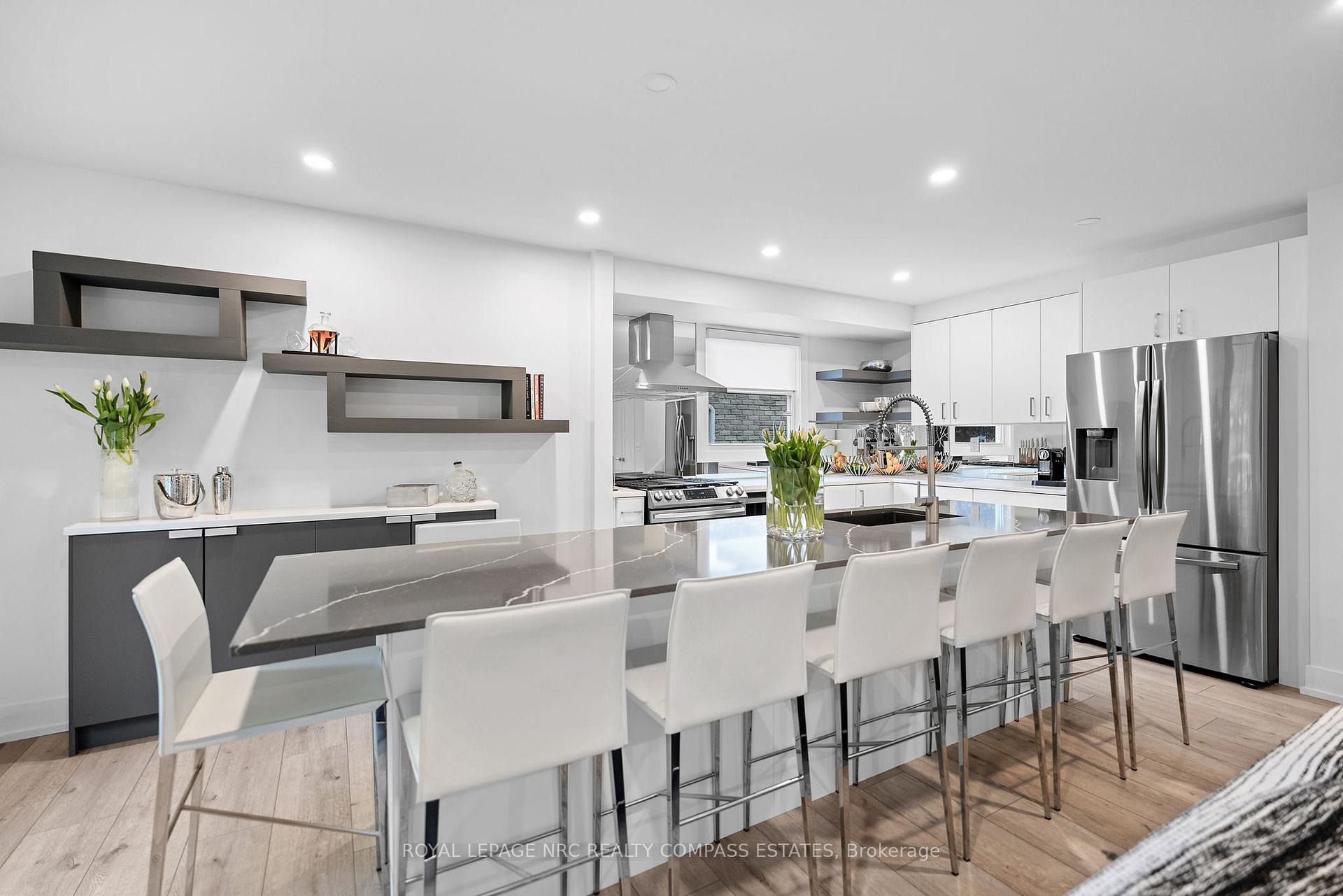 Photo 12 of 10 Belair Drive, St. Catharines, Port Dalhousie — HOMEH