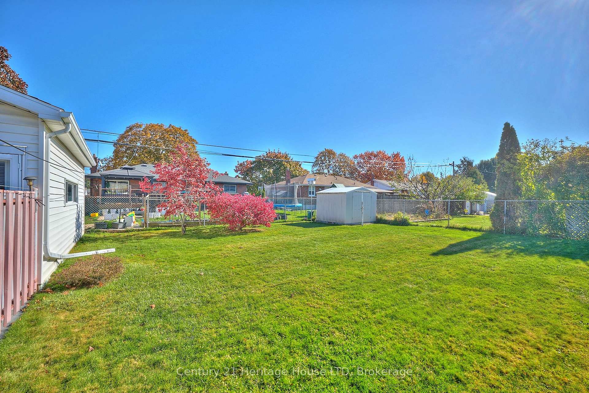 Photo 6 of 82 Wakelin Terrace, St. Catharines, Carlton/Bunting — HOMEH
