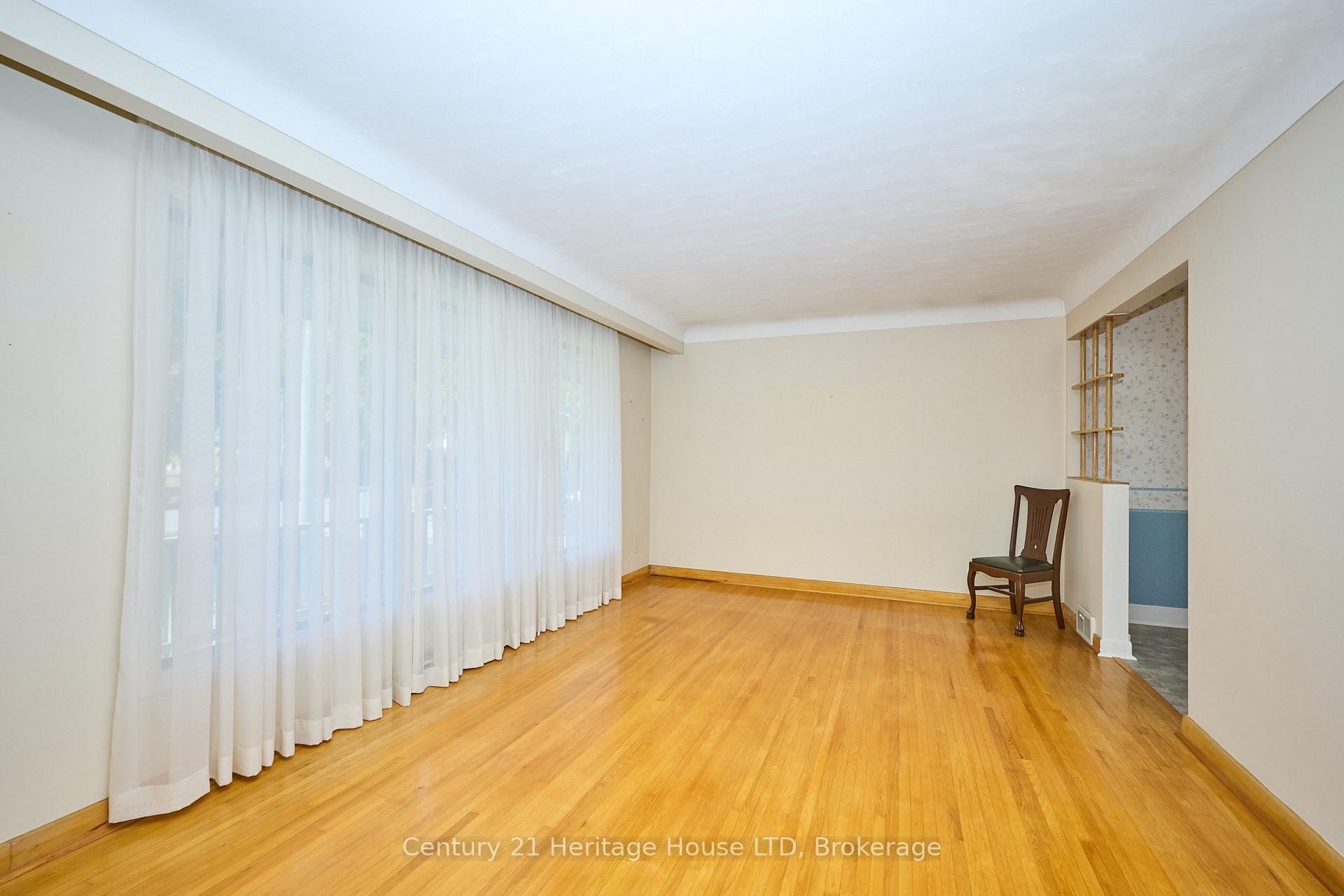 Photo 13 of 82 Wakelin Terrace, St. Catharines, Carlton/Bunting — HOMEH