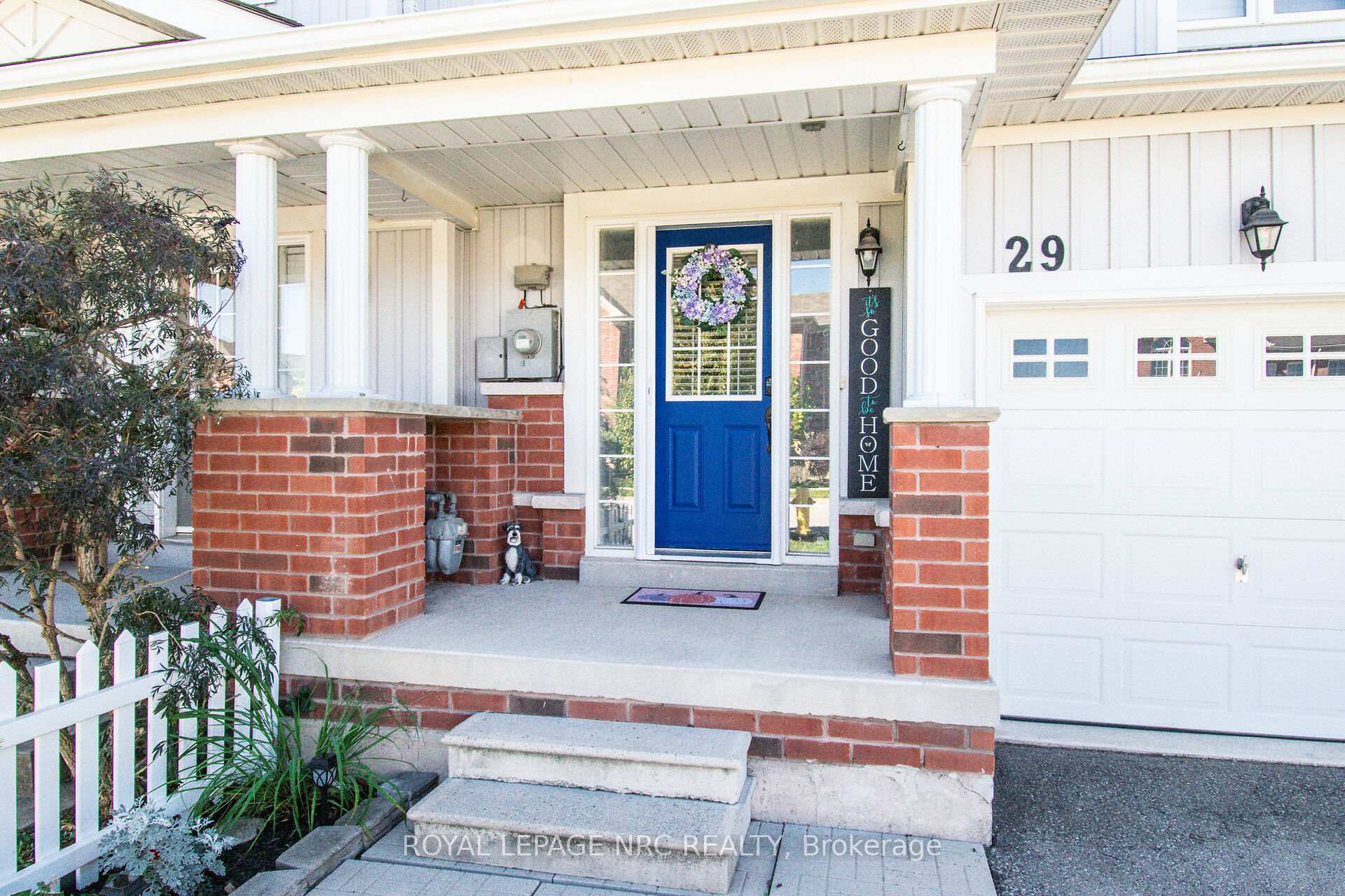 Photo 2 of 29 Colonel Lyall Street, St. Catharines, Secord Woods — HOMEH