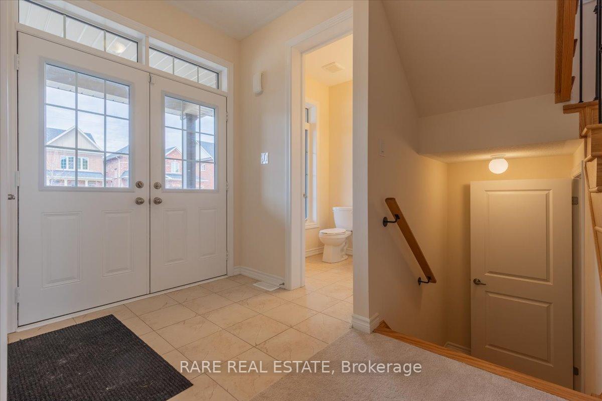 Photo 7 of 82 Rugman Crescent, Springwater, Centre Vespra — HOMEH