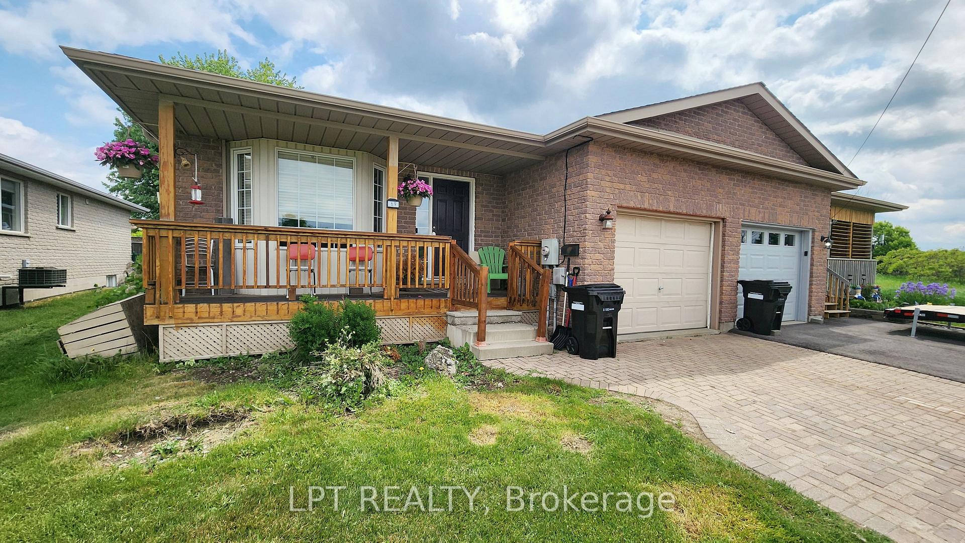 Photo 1 of 69 Simcoe Street, Springwater, Elmvale — HOMEH