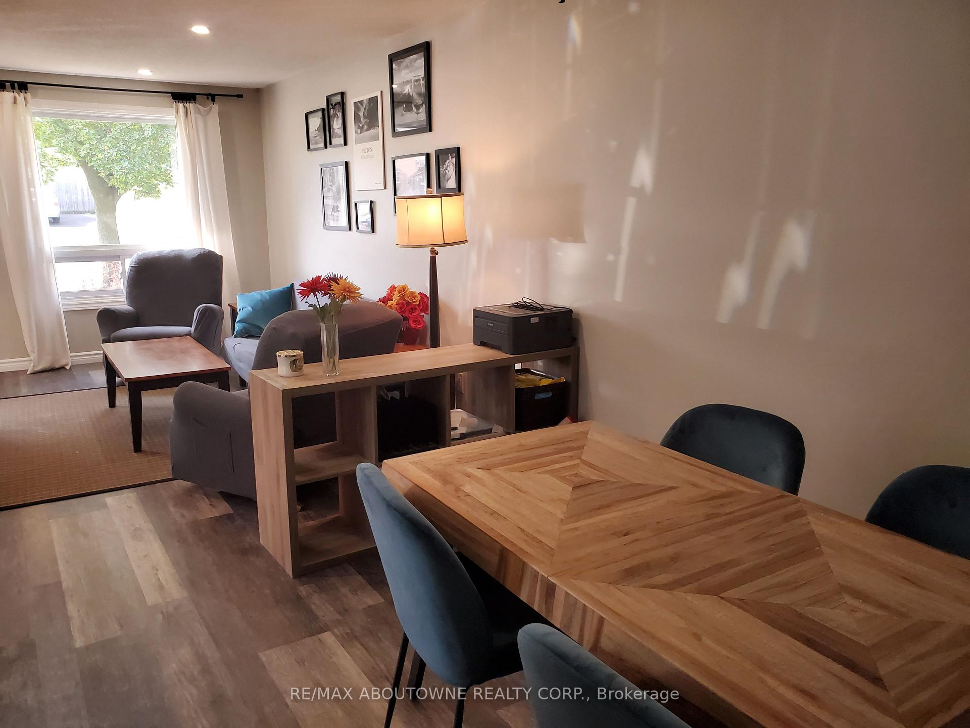 Photo 18 of 7 Dianne upper bedrm Drive, St. Catharines, Secord Woods — HOMEH