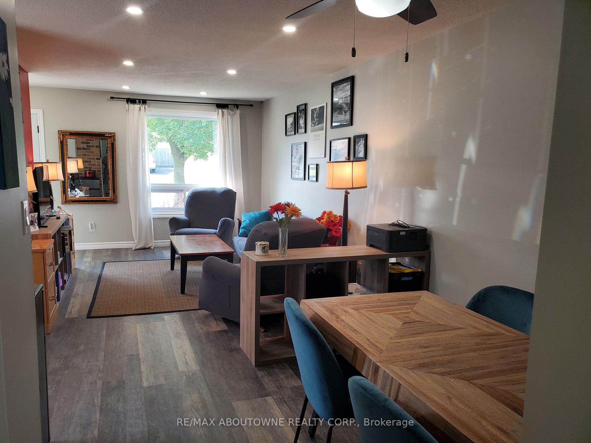Photo 19 of 7 Dianne upper bedrm Drive, St. Catharines, Secord Woods — HOMEH