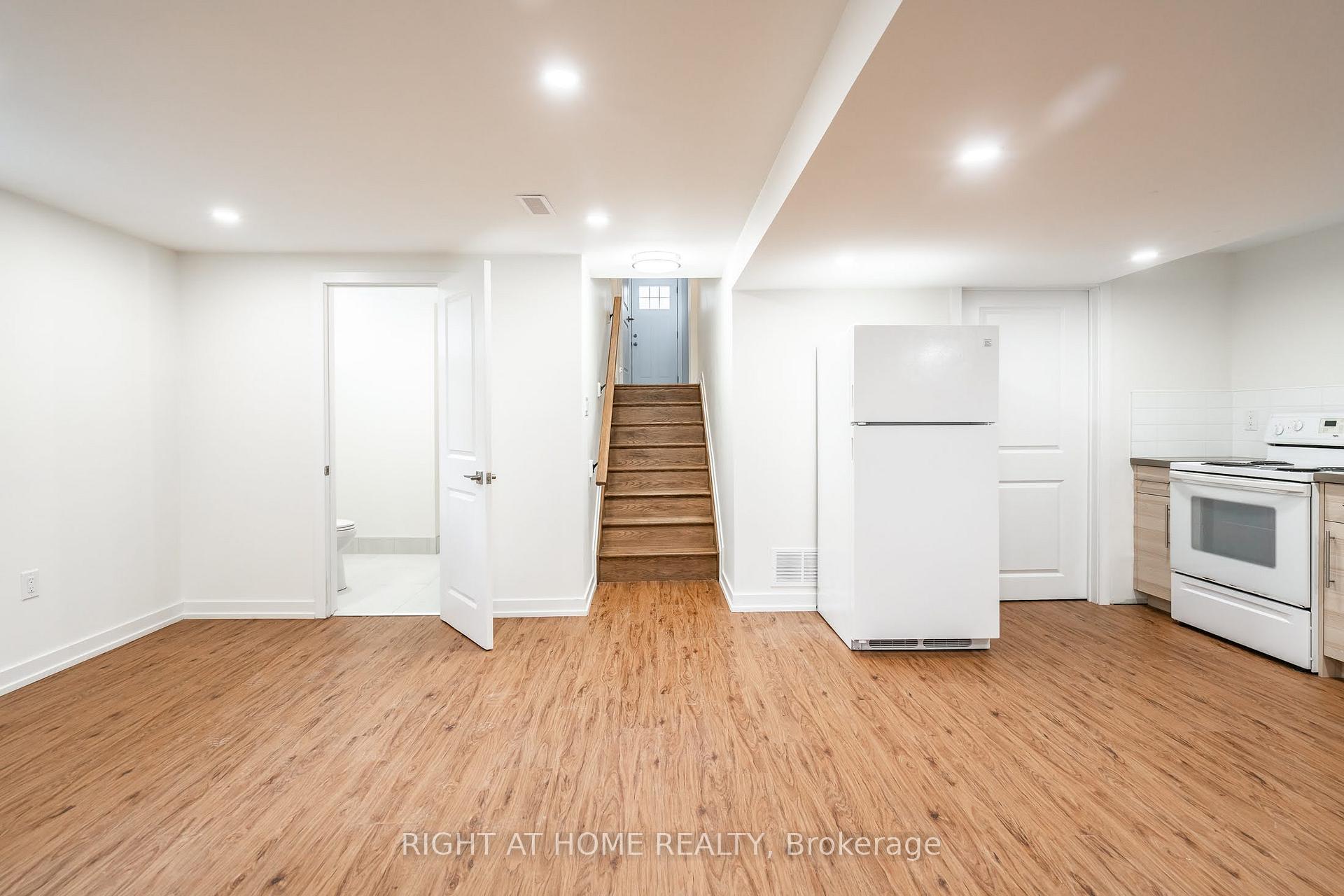 Photo 6 of Unit Basement, 2 Kilbourne Crescent, St. Catharines, Bunting/Linwell — HOMEH