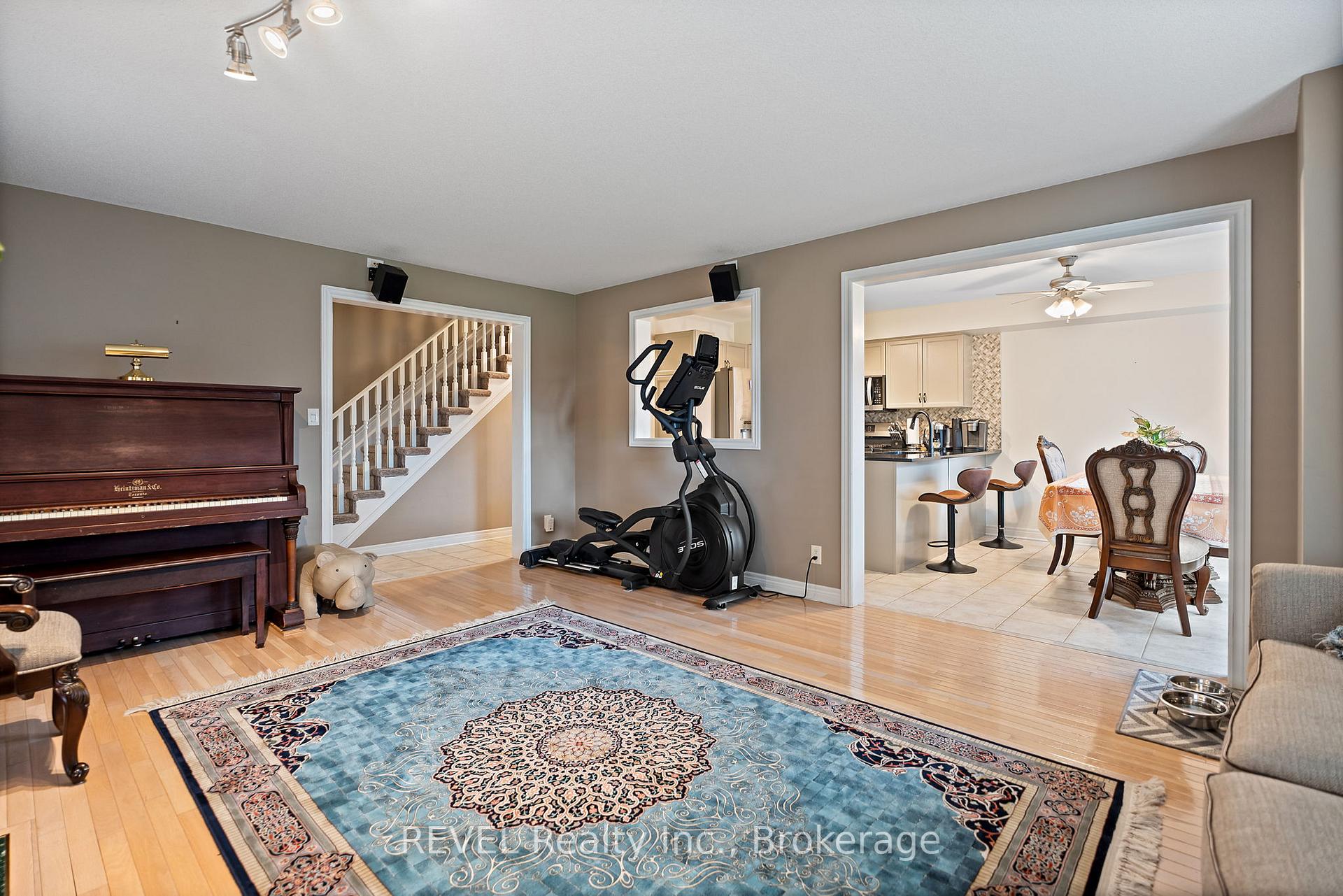 Photo 11 of Unit A, 20 Brown Drive, St. Catharines, Rykert/Vansickle — HOMEH