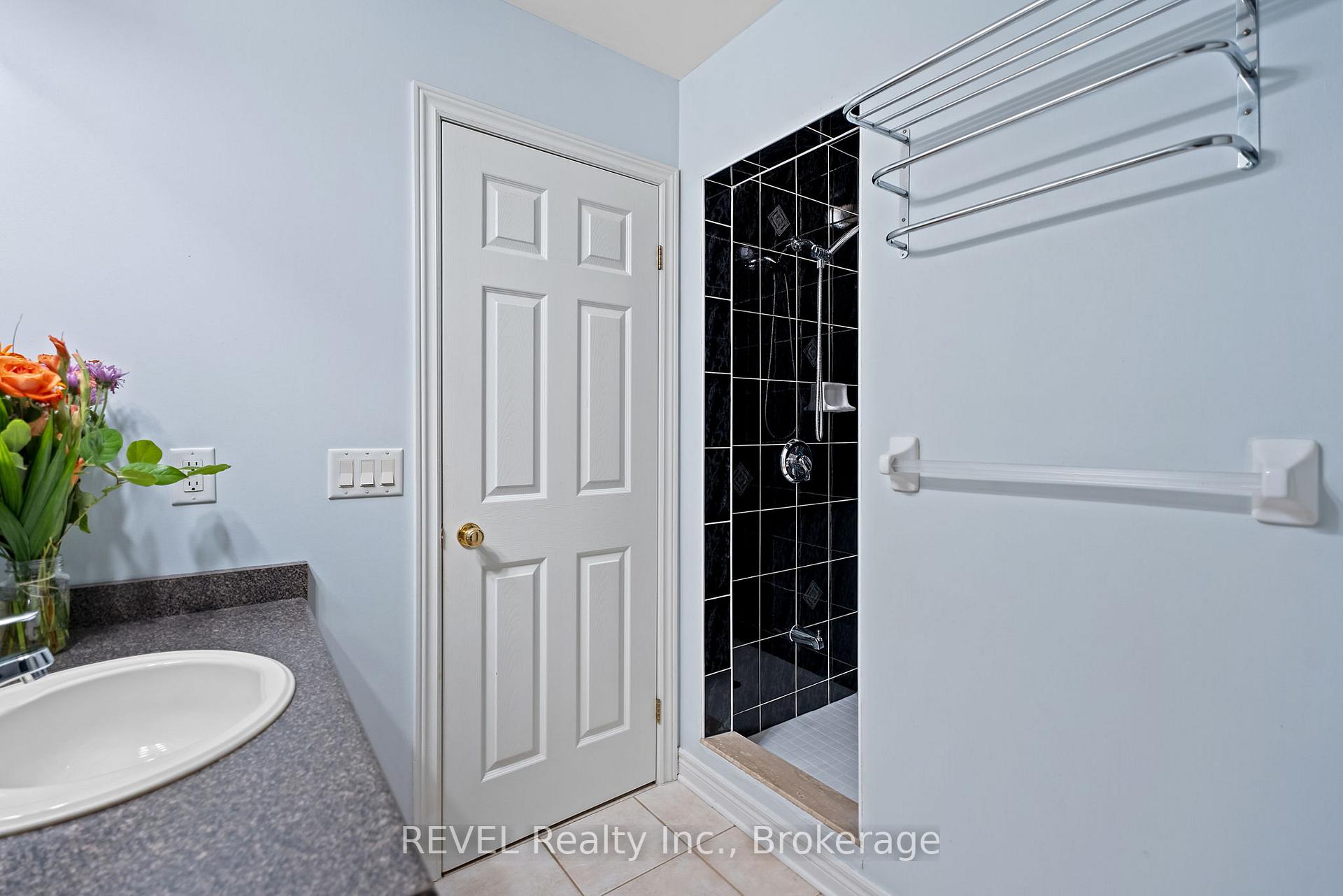 Photo 23 of Unit A, 20 Brown Drive, St. Catharines, Rykert/Vansickle — HOMEH