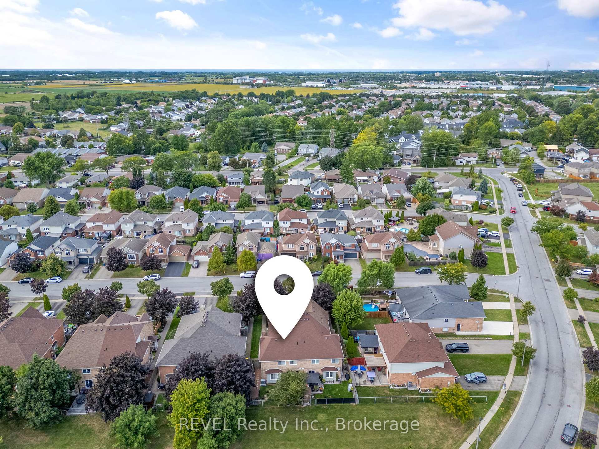 Photo 48 of Unit A, 20 Brown Drive, St. Catharines, Rykert/Vansickle — HOMEH
