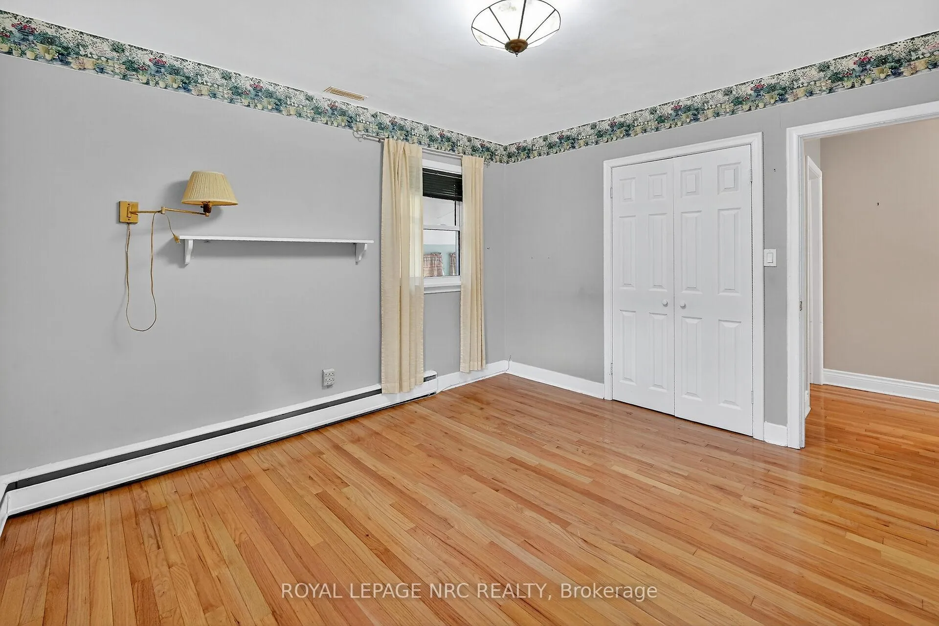 Photo 16 of 2 Mary Street, St. Catharines, Port Dalhousie — HOMEH