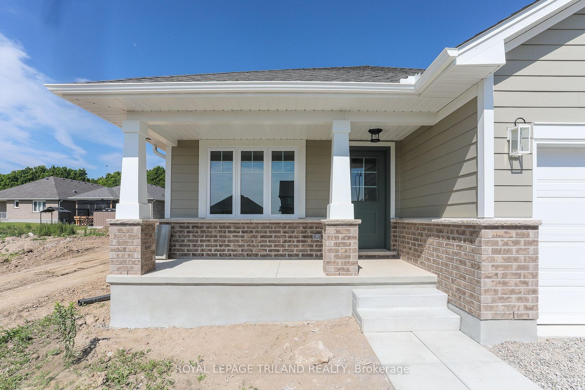 Photo 3 of 168 Renaissance Drive, St. Thomas — HOMEH