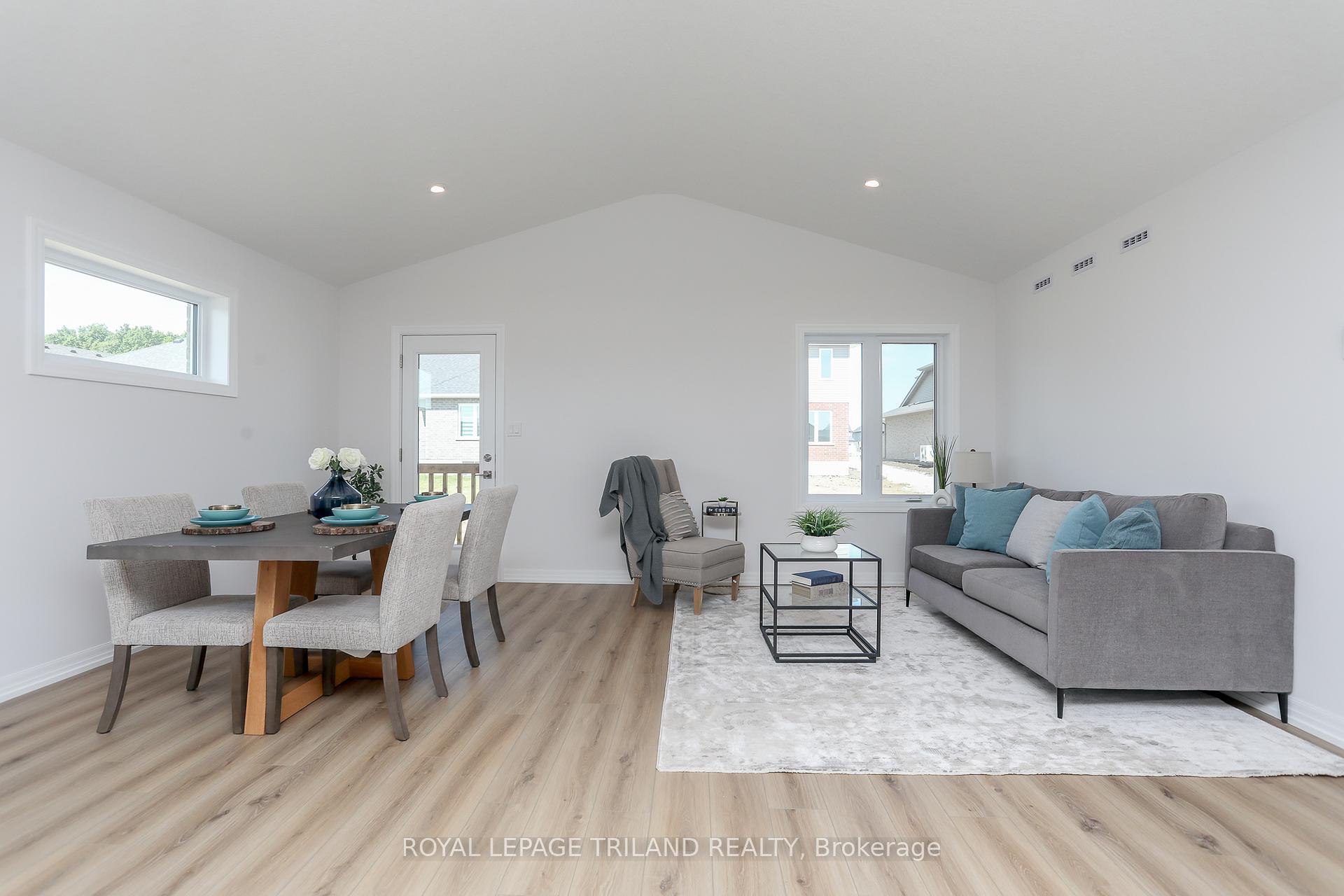 Photo 10 of 168 Renaissance Drive, St. Thomas — HOMEH