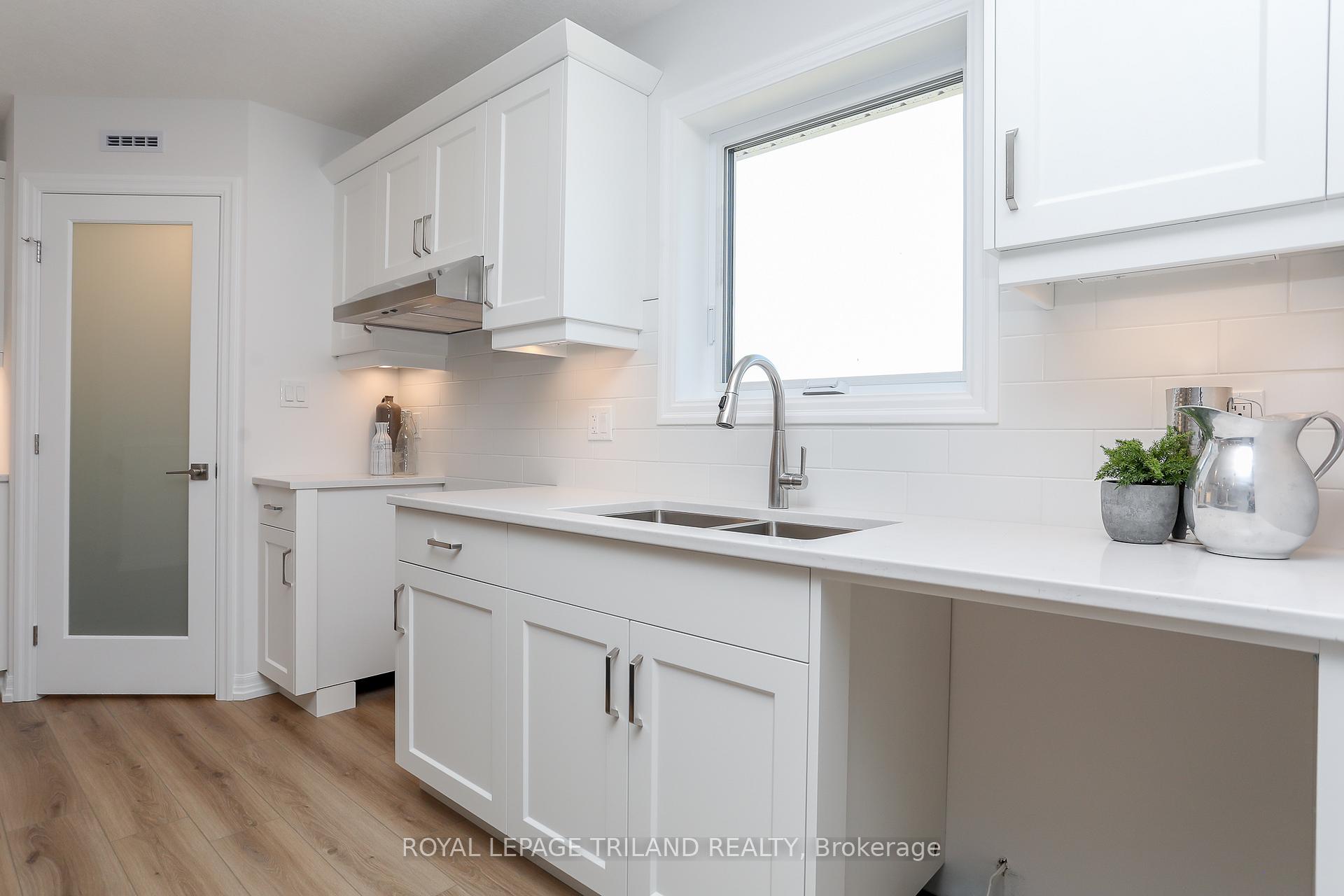 Photo 14 of 168 Renaissance Drive, St. Thomas — HOMEH
