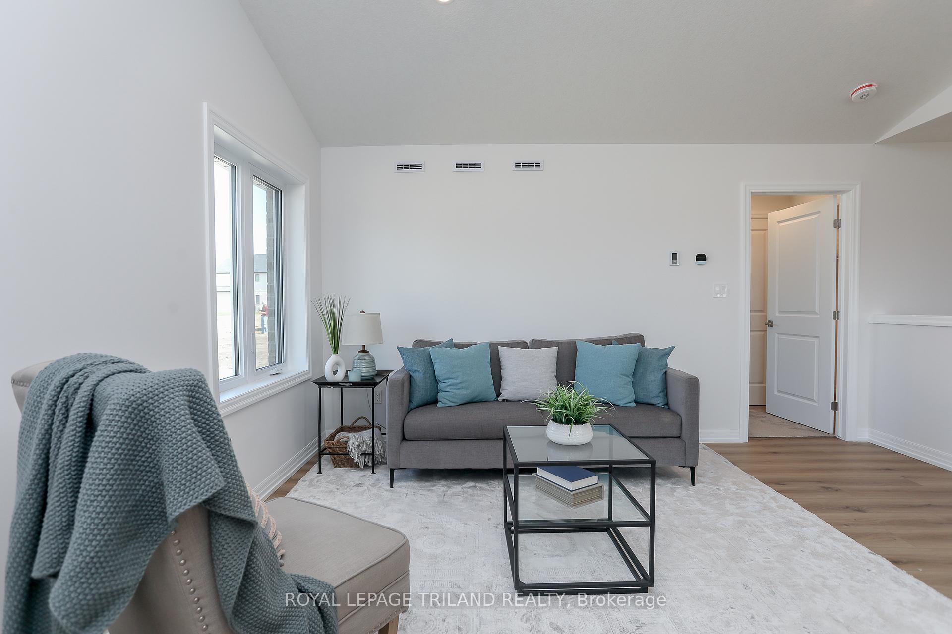 Photo 21 of 168 Renaissance Drive, St. Thomas — HOMEH