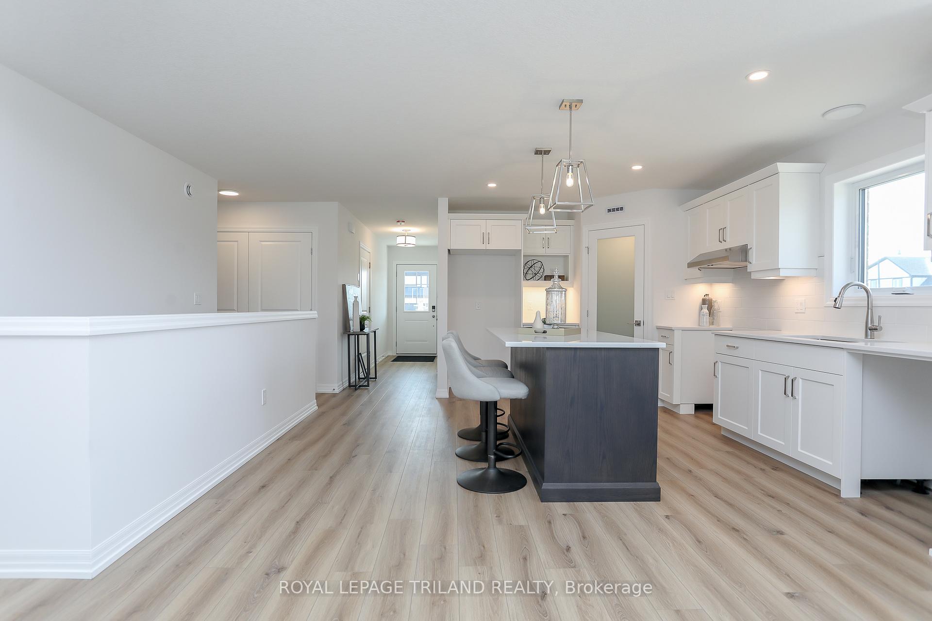 Photo 24 of 168 Renaissance Drive, St. Thomas — HOMEH