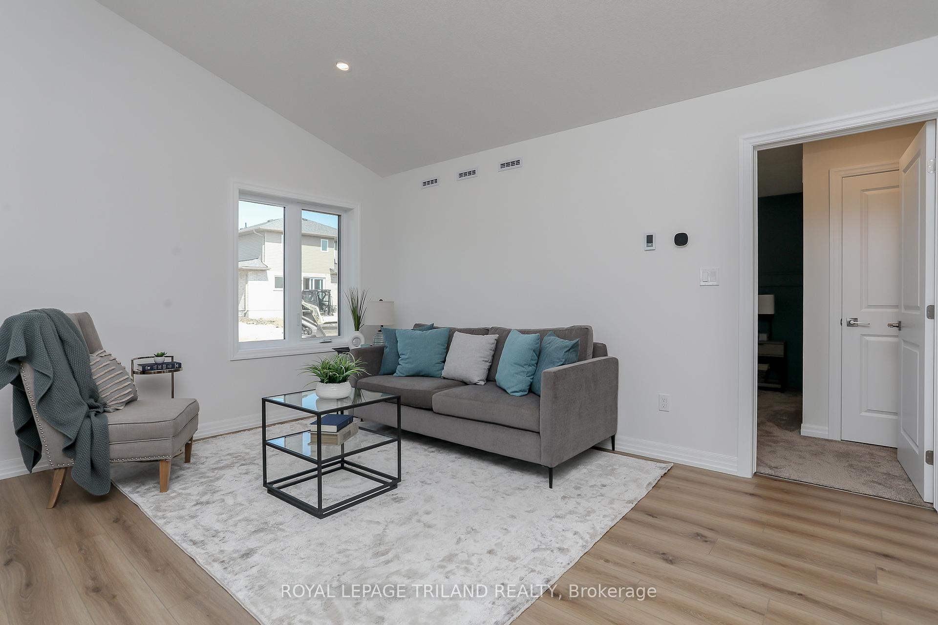Photo 25 of 168 Renaissance Drive, St. Thomas — HOMEH