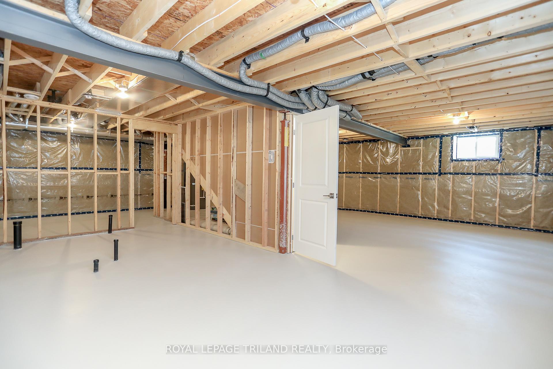 Photo 45 of 168 Renaissance Drive, St. Thomas — HOMEH