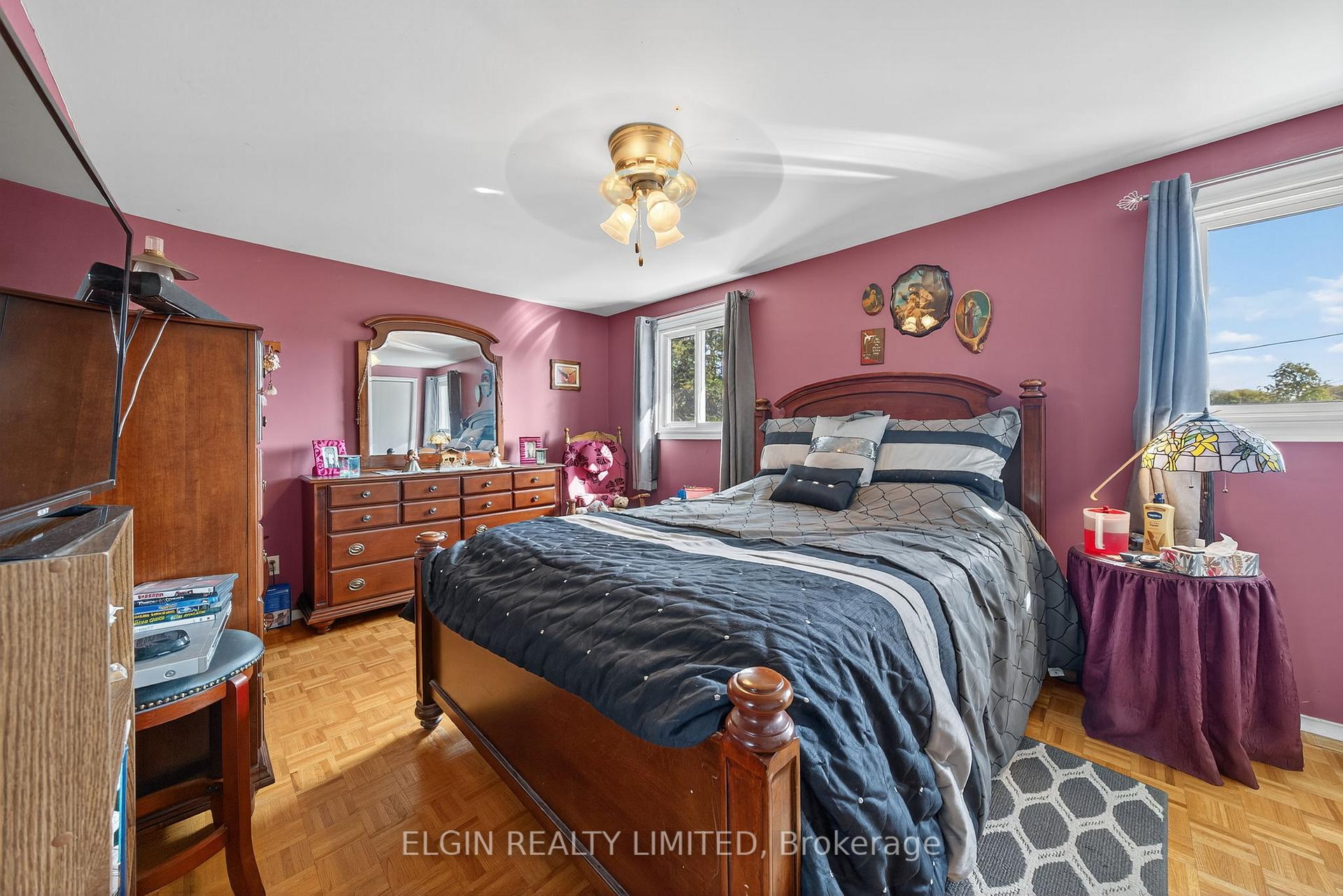 Photo 15 of 14 Stirling Crescent, St. Thomas — HOMEH