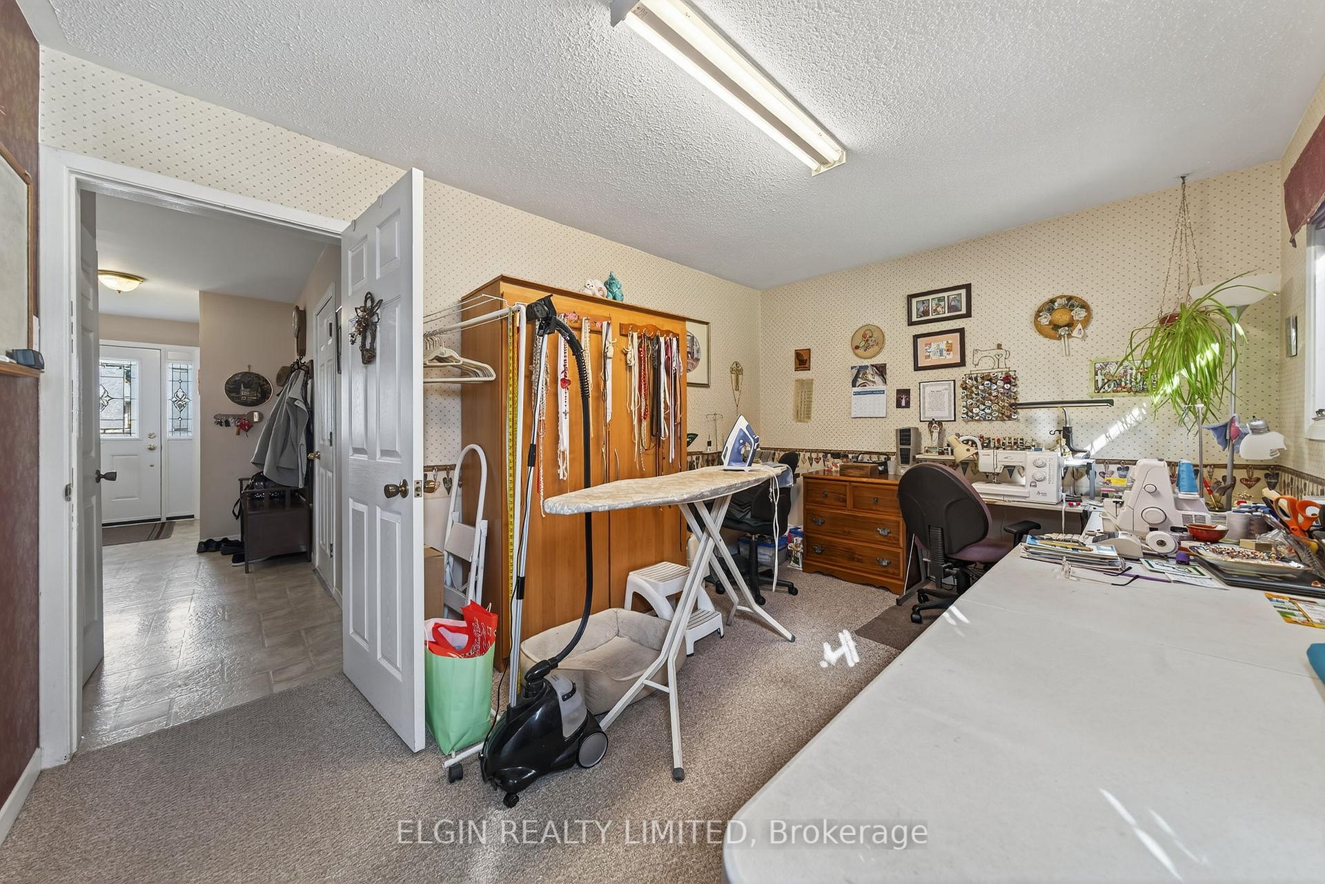 Photo 21 of 14 Stirling Crescent, St. Thomas — HOMEH