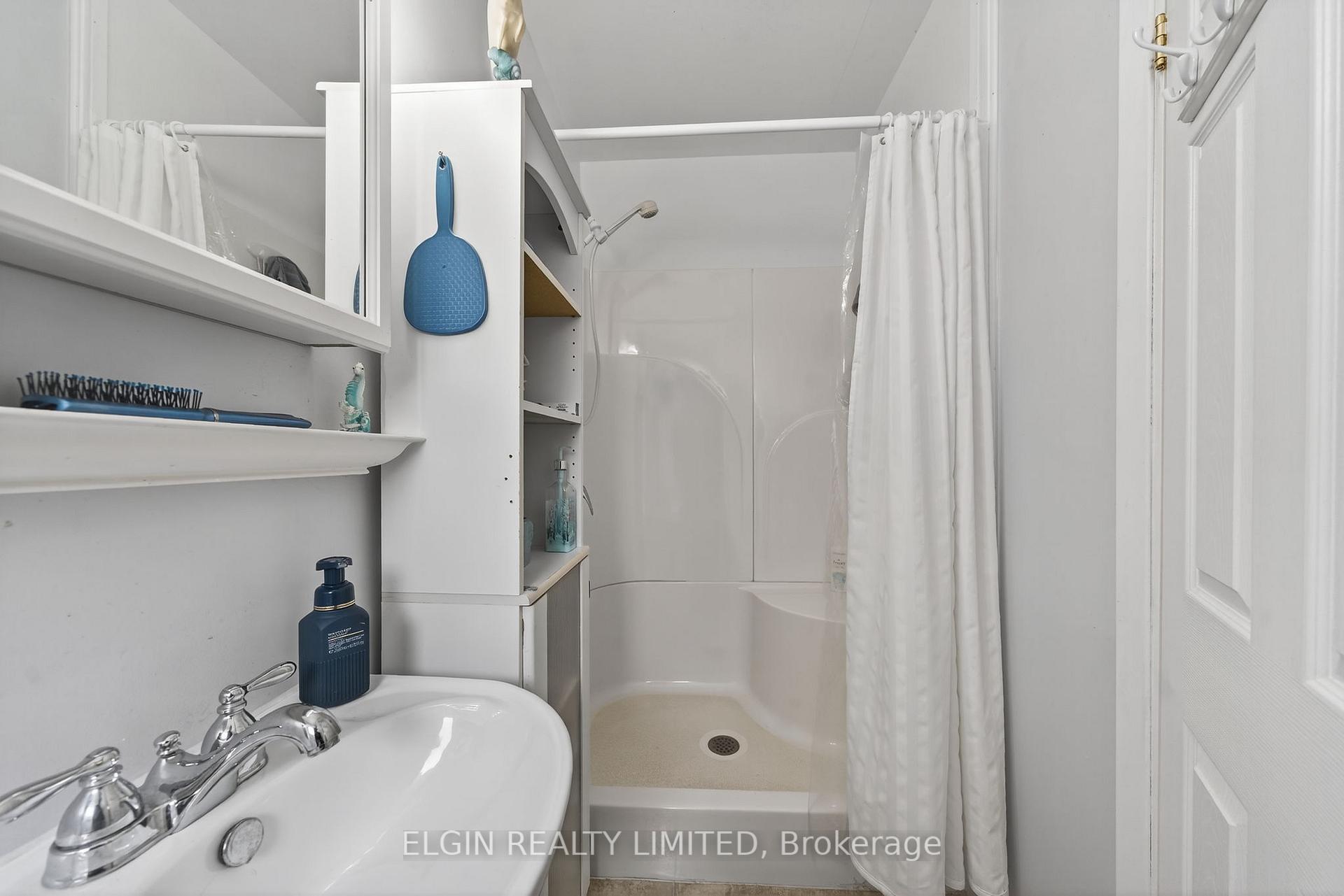 Photo 23 of 14 Stirling Crescent, St. Thomas — HOMEH