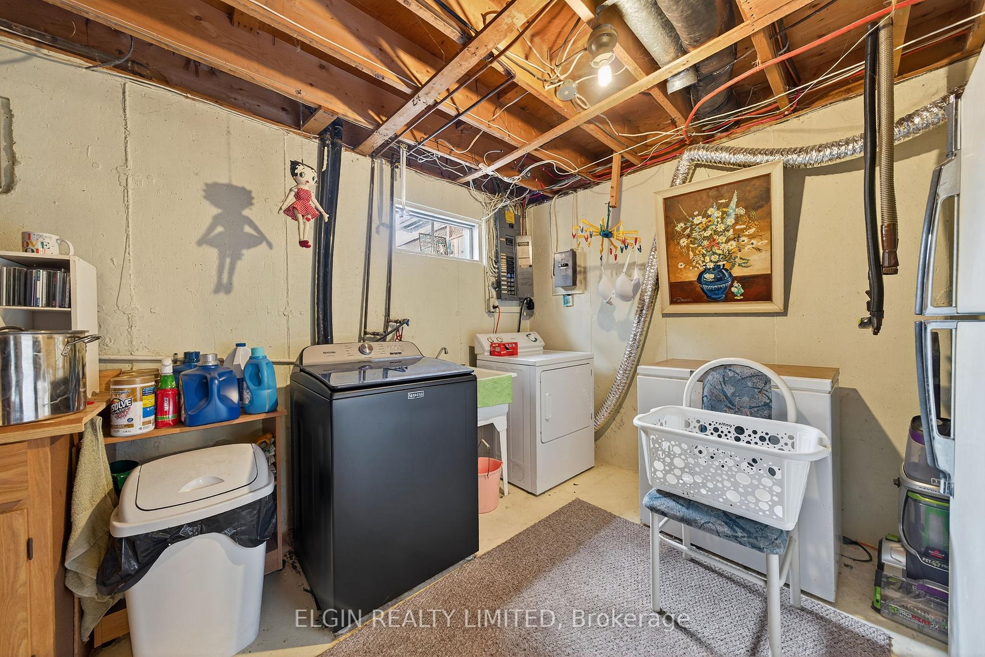 Photo 27 of 14 Stirling Crescent, St. Thomas — HOMEH