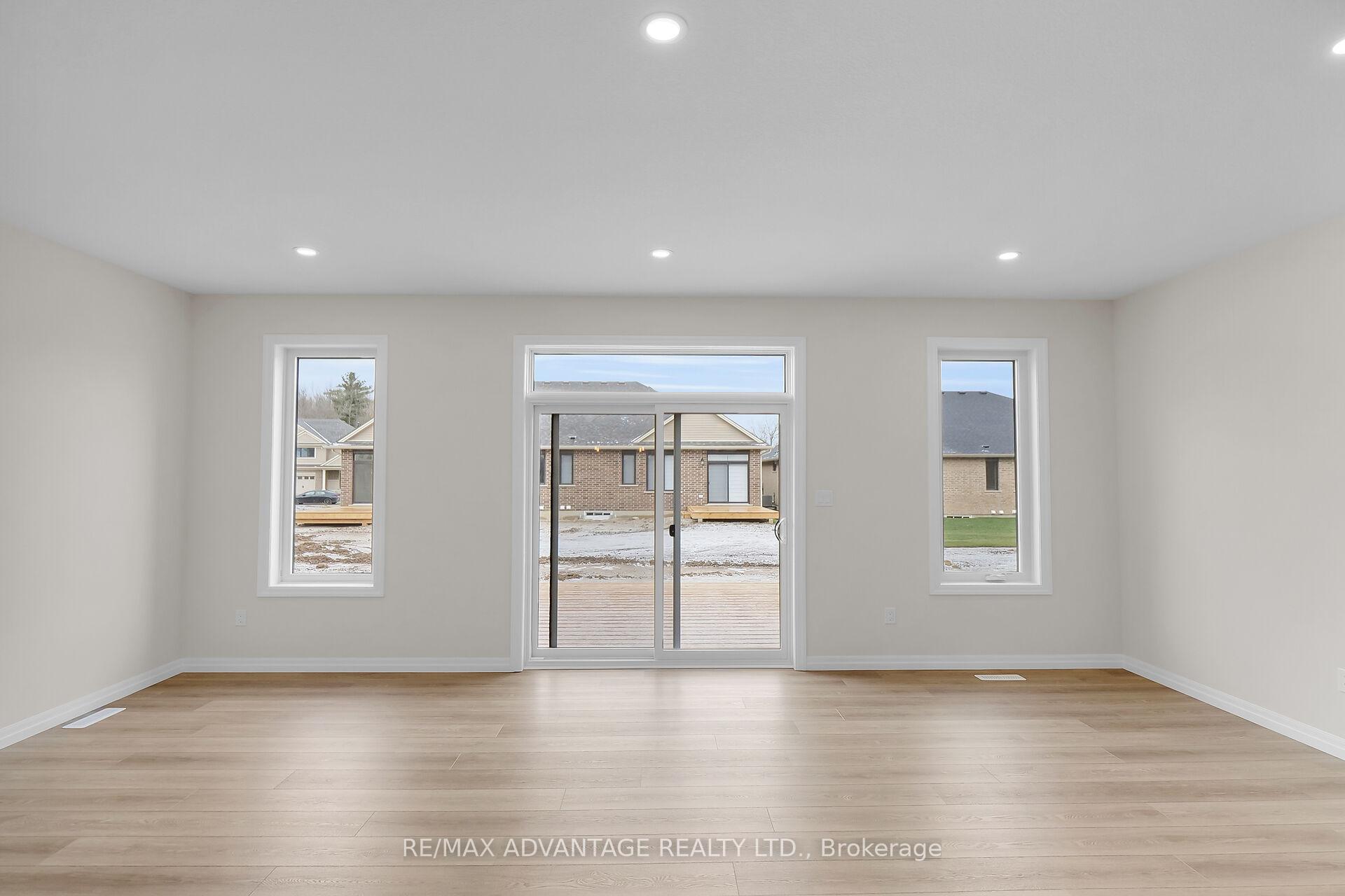 Photo 6 of 107 Cortland Terrace, St. Thomas — HOMEH