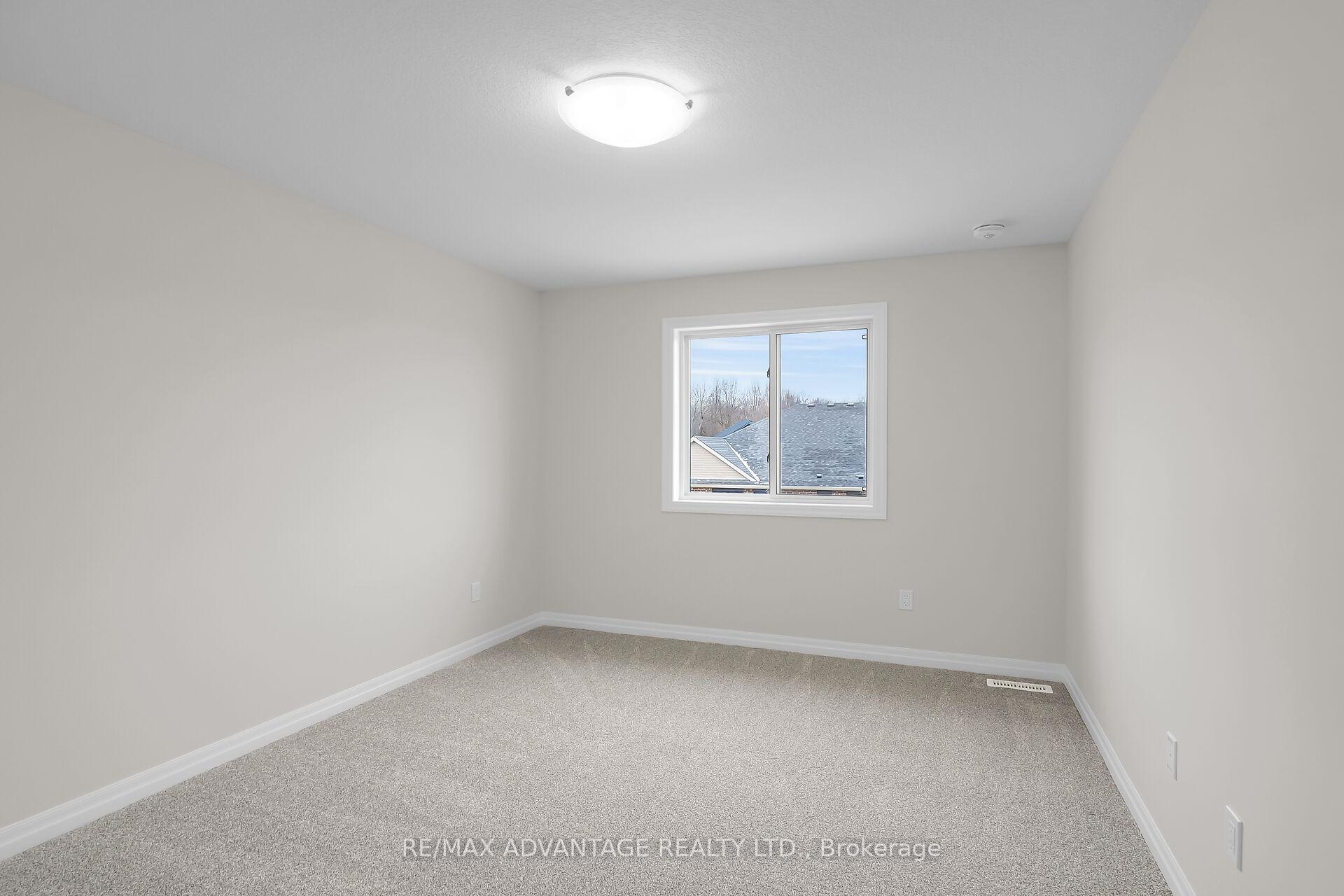 Photo 10 of 107 Cortland Terrace, St. Thomas — HOMEH