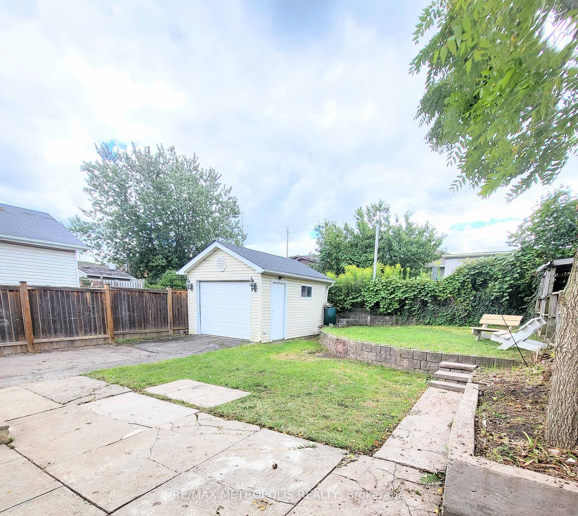 Photo 29 of 51 Michael Avenue, St. Catharines, Burleigh Hill — HOMEH