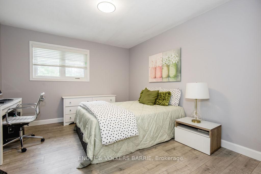 Photo 17 of 1175 Carson Road, Springwater, Midhurst — HOMEH