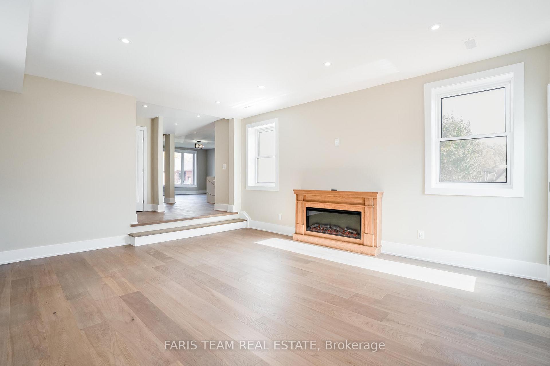 Photo 13 of 9 Bertram Drive, Springwater, Elmvale — HOMEH