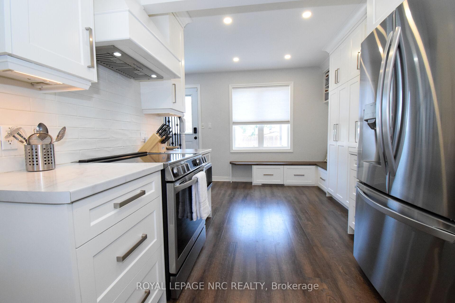 Photo 9 of 128 Haig Street, St. Catharines, Haig — HOMEH