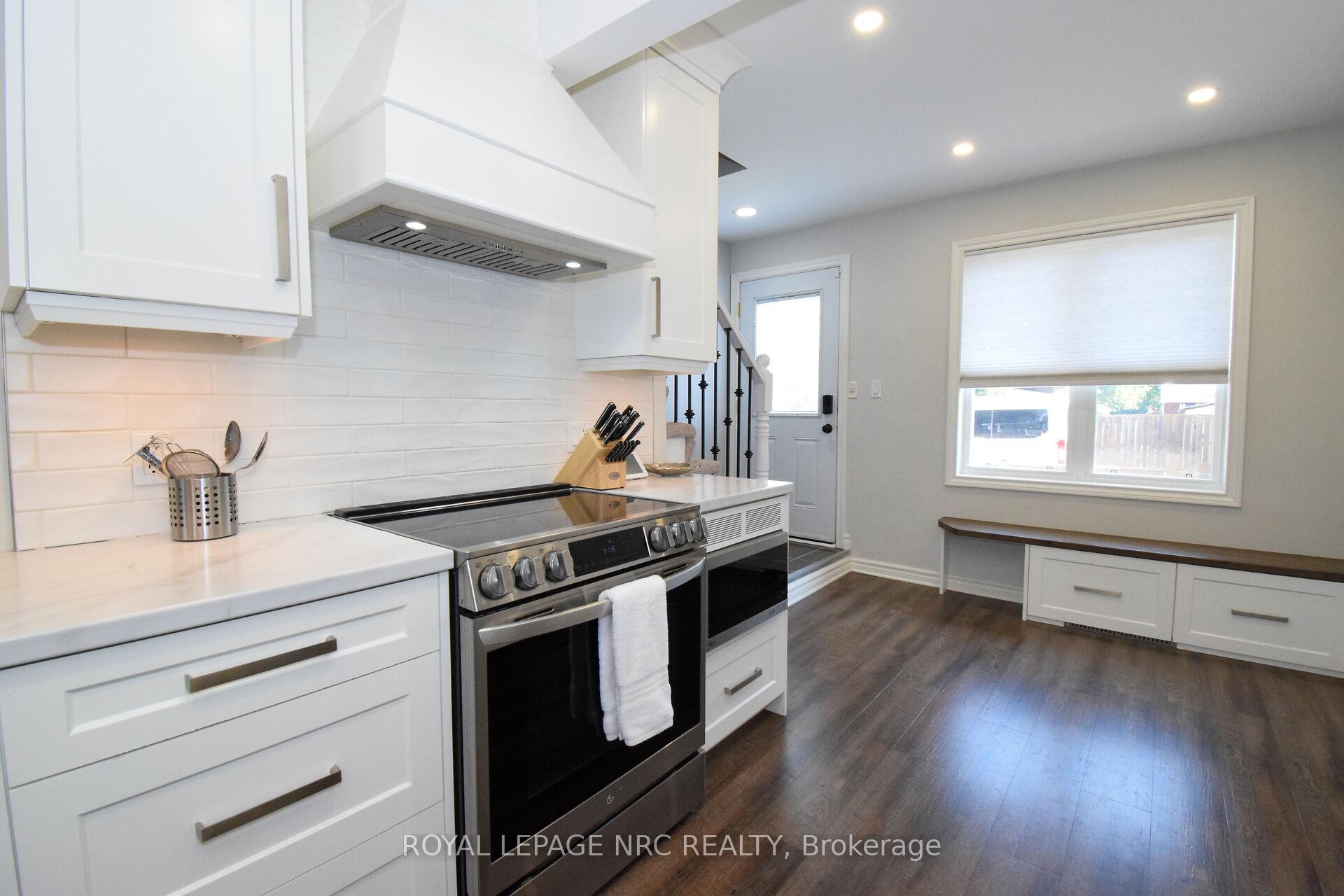 Photo 10 of 128 Haig Street, St. Catharines, Haig — HOMEH