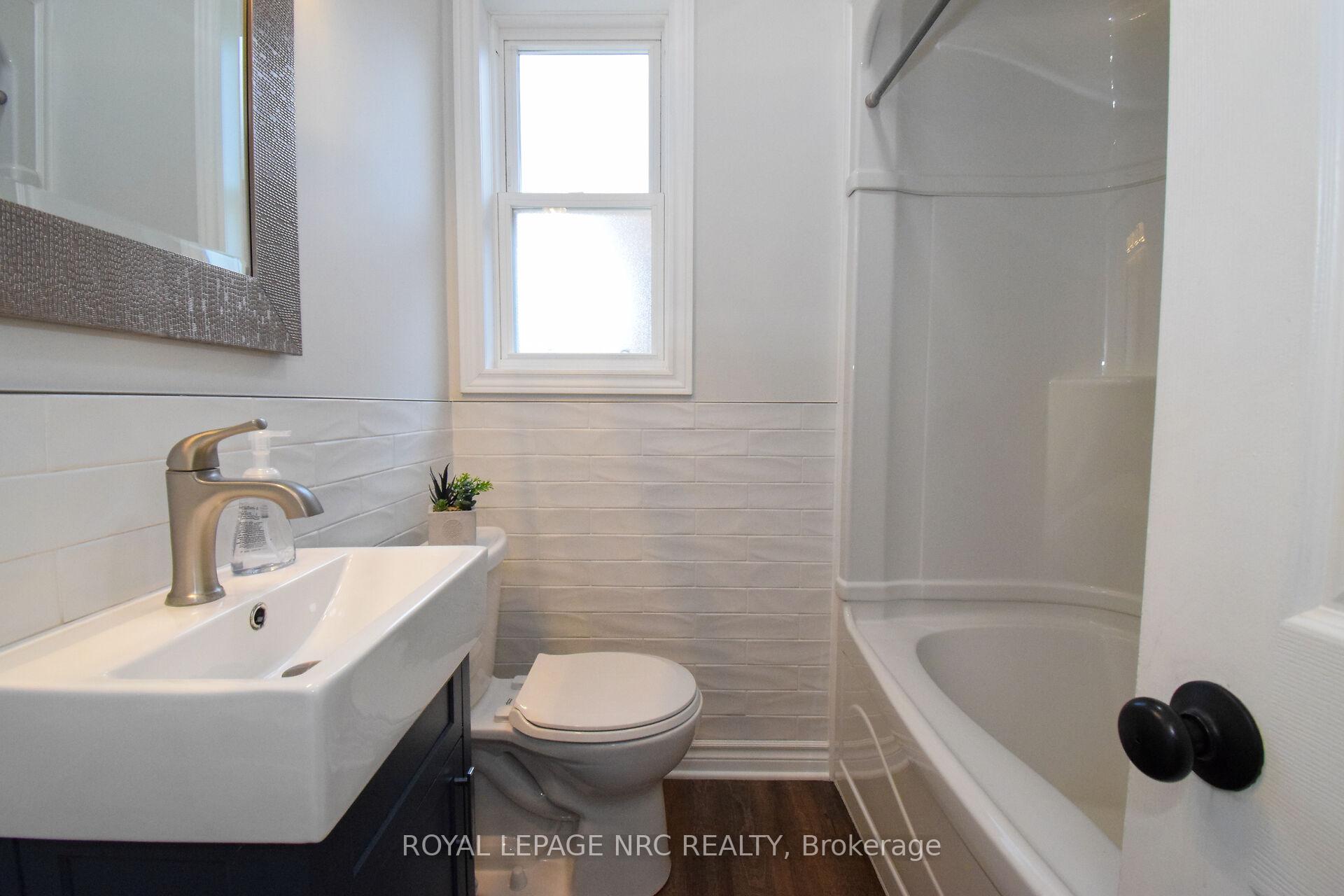 Photo 15 of 128 Haig Street, St. Catharines, Haig — HOMEH