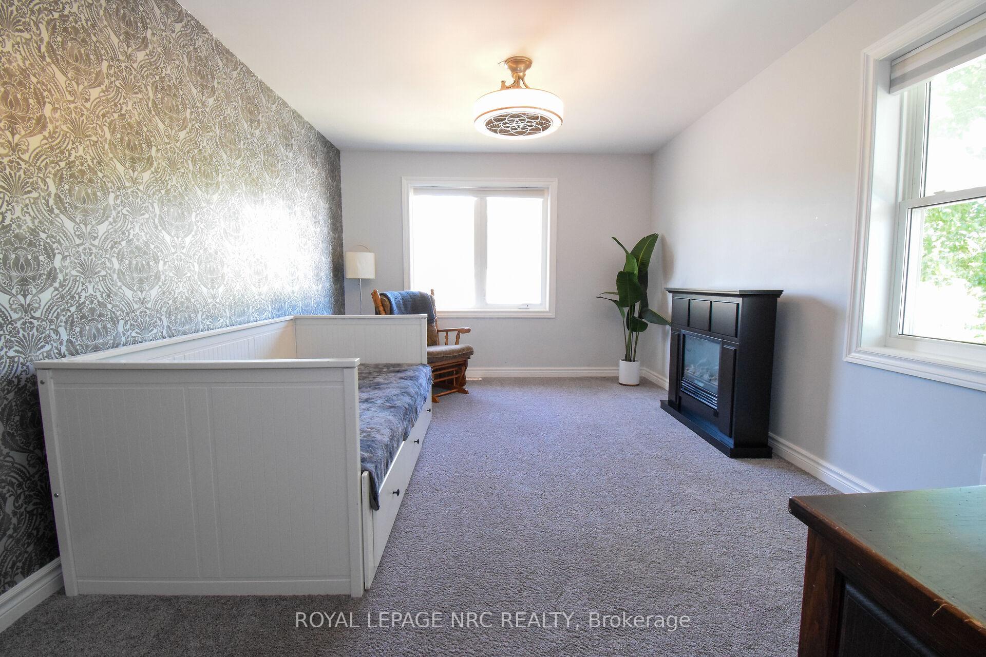 Photo 20 of 128 Haig Street, St. Catharines, Haig — HOMEH