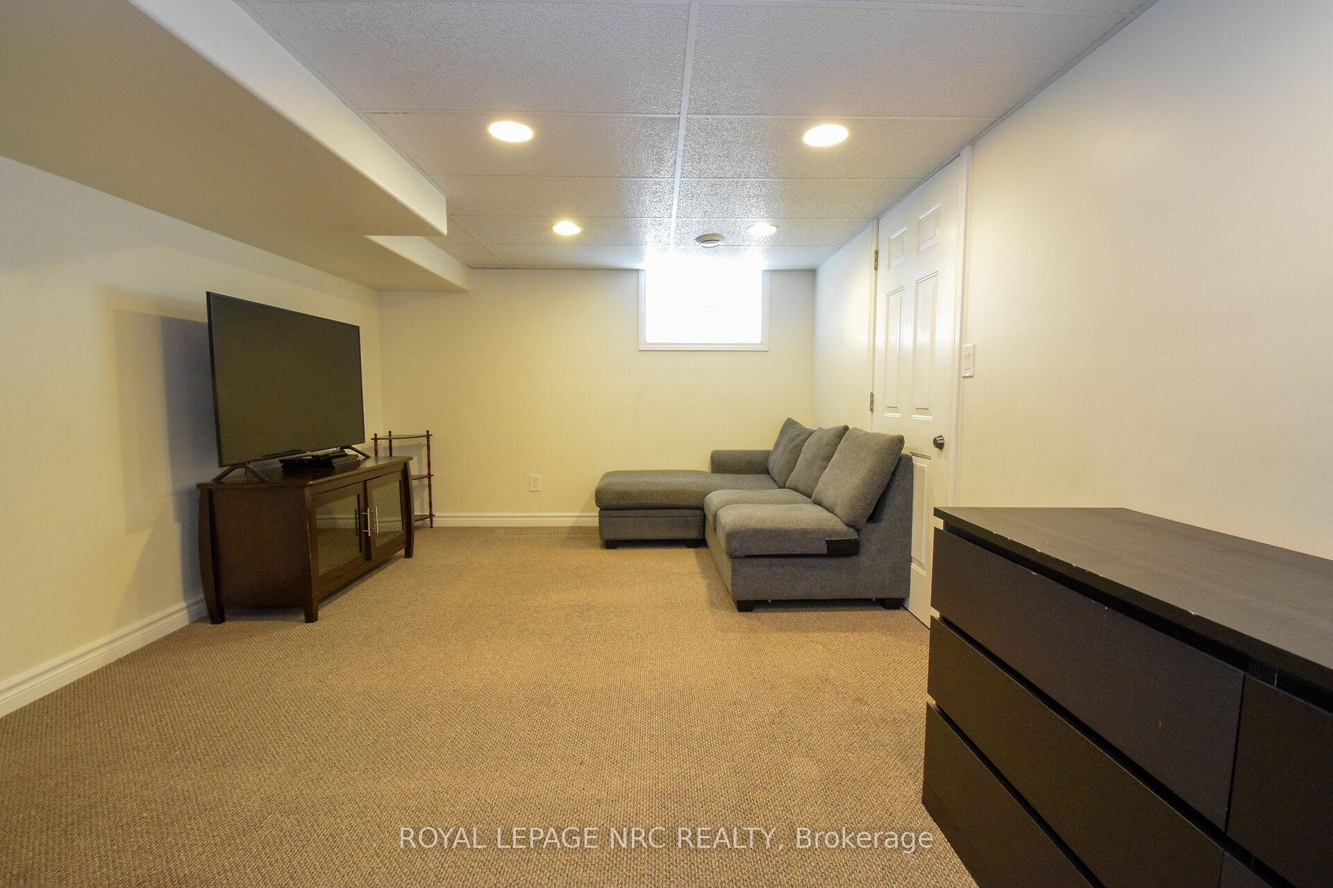 Photo 32 of 128 Haig Street, St. Catharines, Haig — HOMEH
