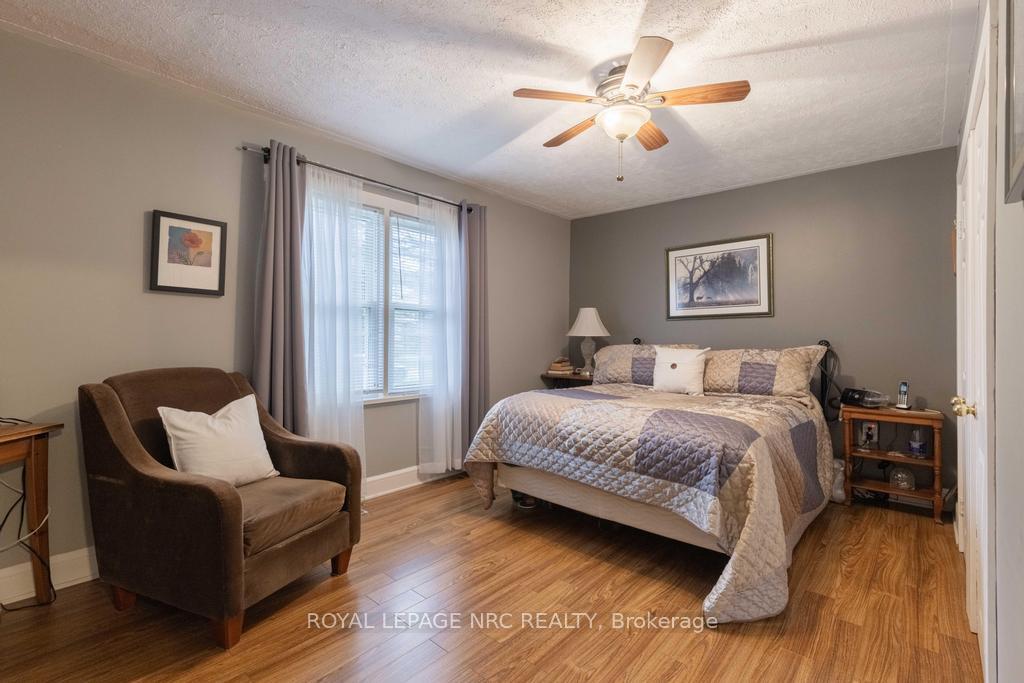 Photo 13 of 22 Beamer Avenue, St. Catharines, Bunting/Linwell — HOMEH