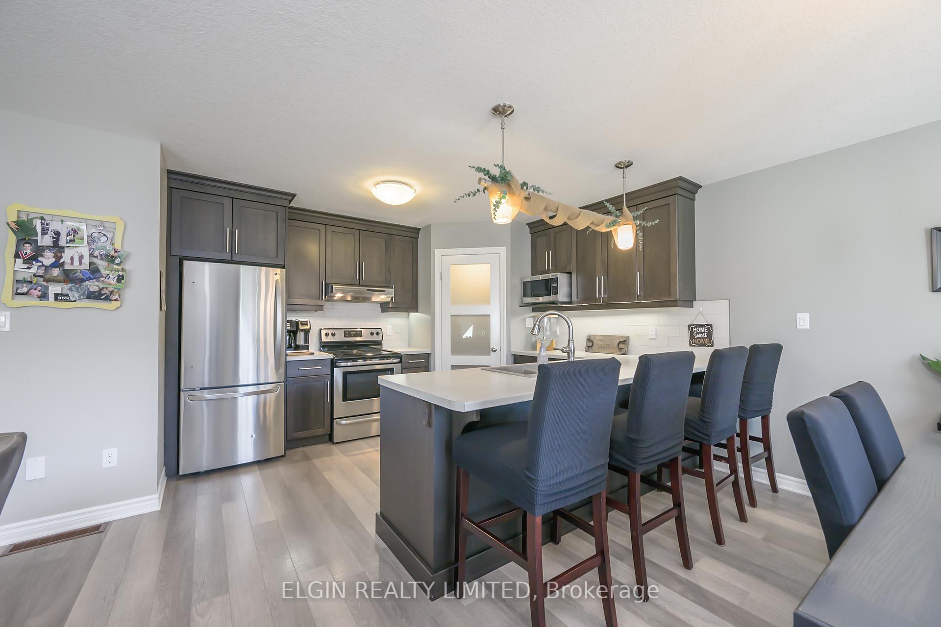 Photo 8 of 12 Russet Lane, St. Thomas — HOMEH